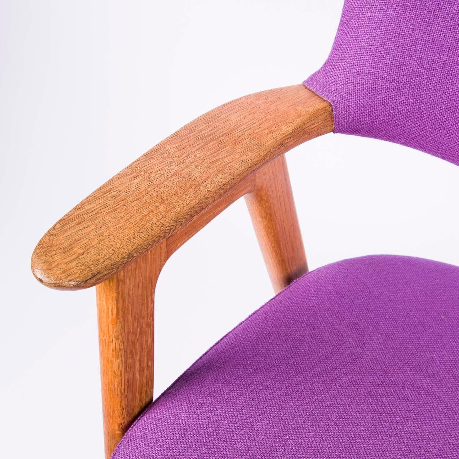 1960s Oak Chair by Erik Kierkegaard for Høng Stolefabrik In Good Condition For Sale In London, GB