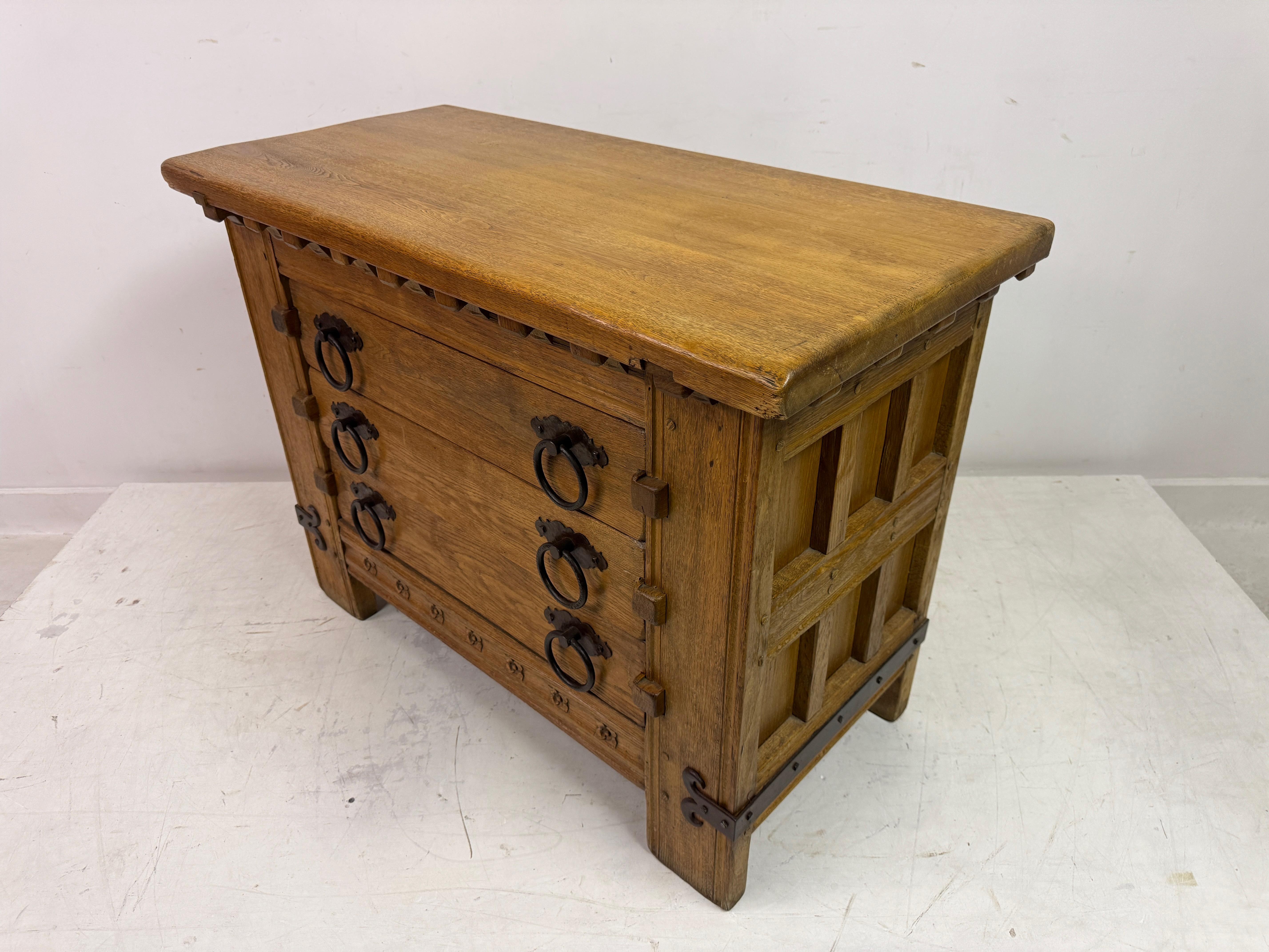 1960s Oak Chest of Drawers with Decorative Ironwork For Sale 5