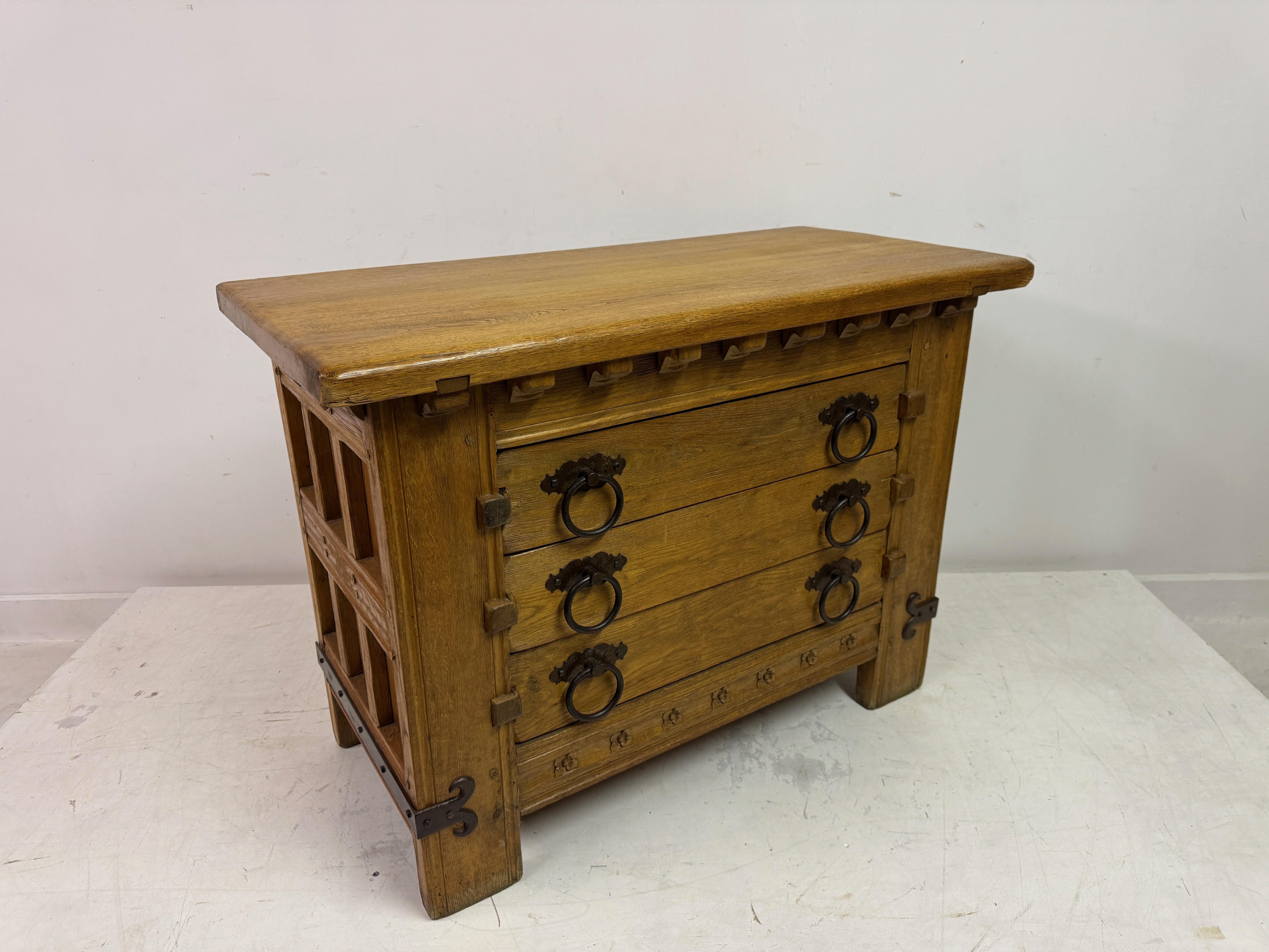 1960s Oak Chest of Drawers with Decorative Ironwork For Sale 10