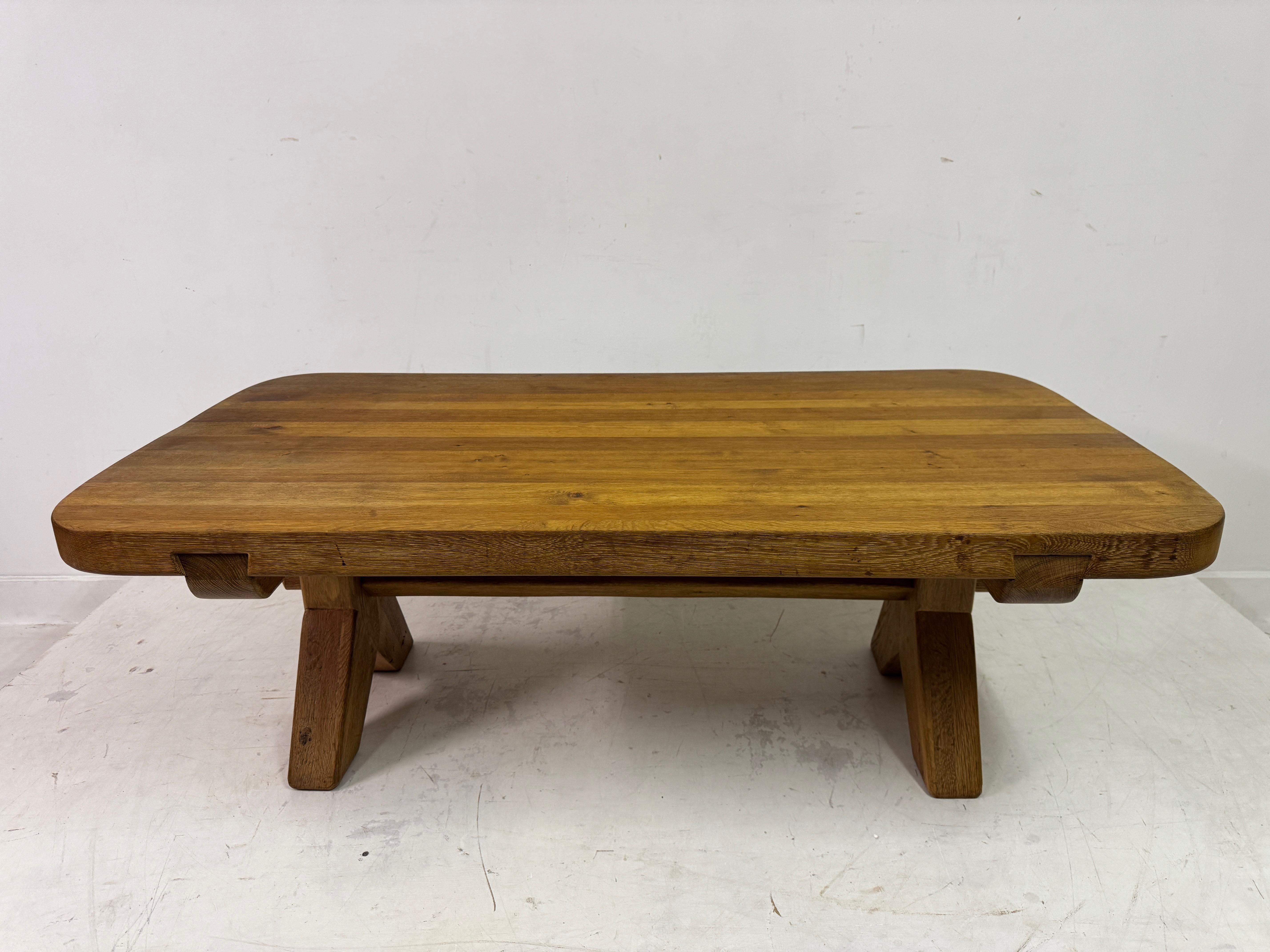 Table basse en Oak Oak des années 1960 par De Puydt Bon état - En vente à London, London
