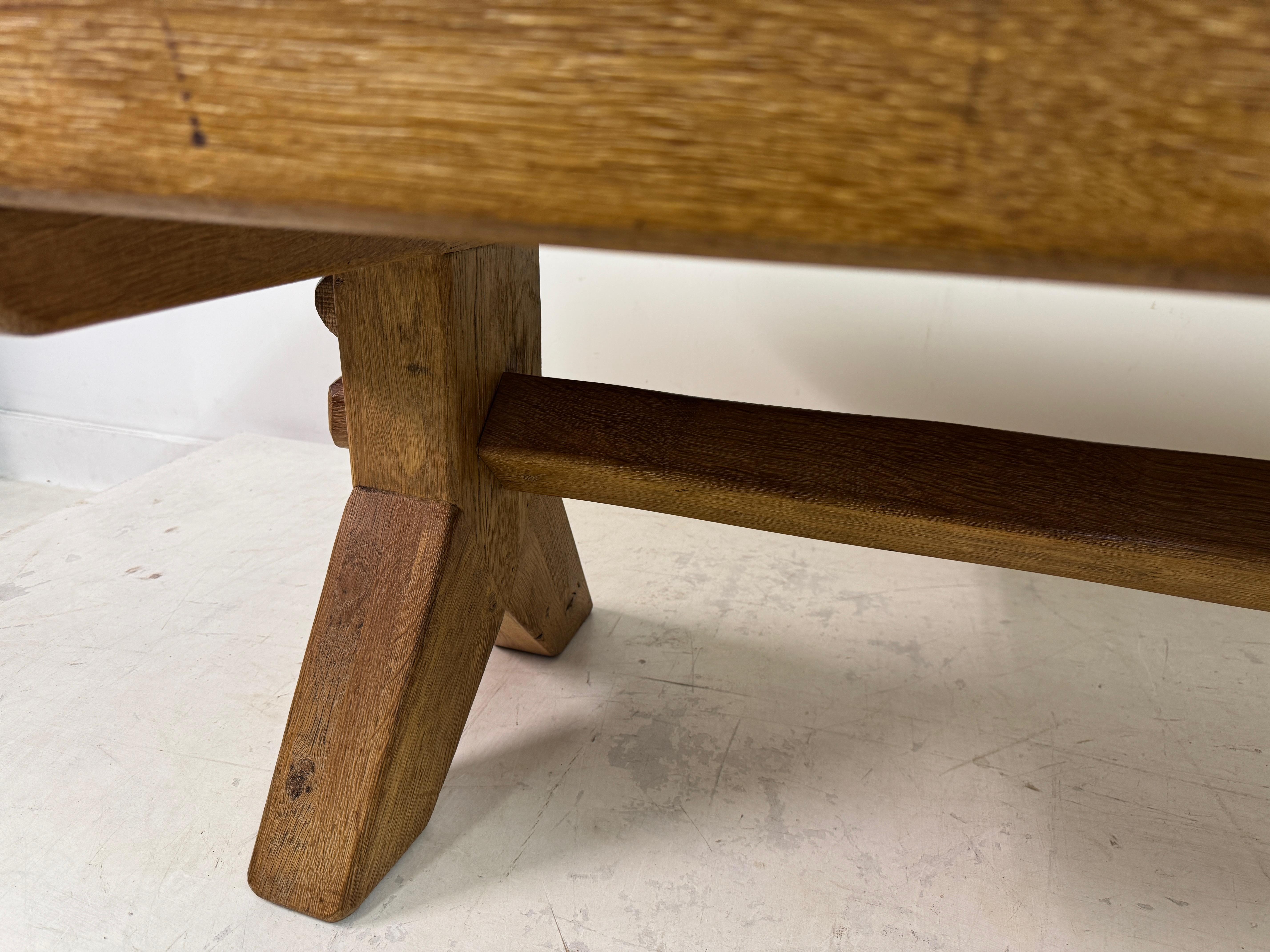 Table basse en Oak Oak des années 1960 par De Puydt en vente 1