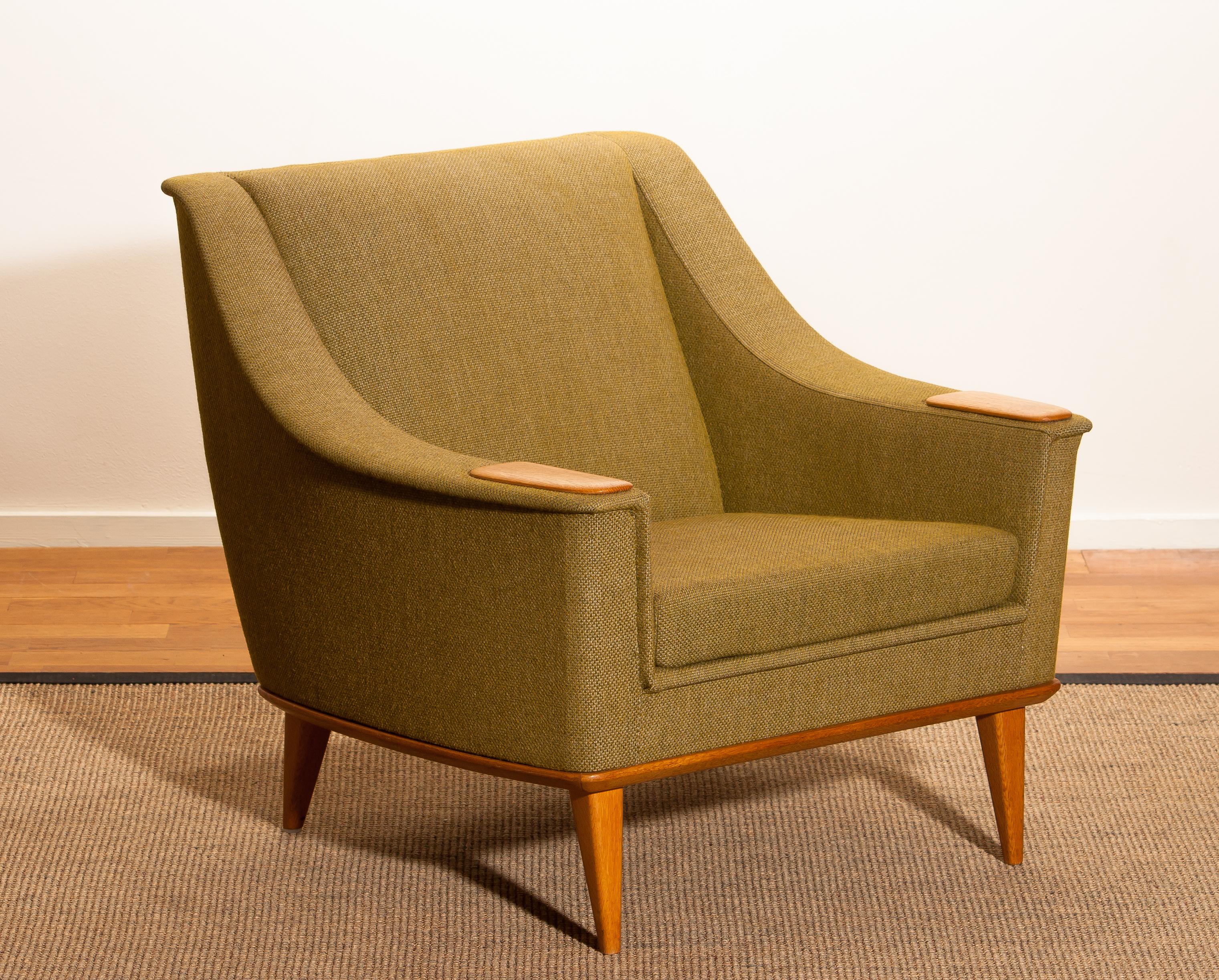 Mid-Century Modern 1960s, Oak Green Upholstered Lounge Chair by Folke Ohlsson for DUX, Sweden