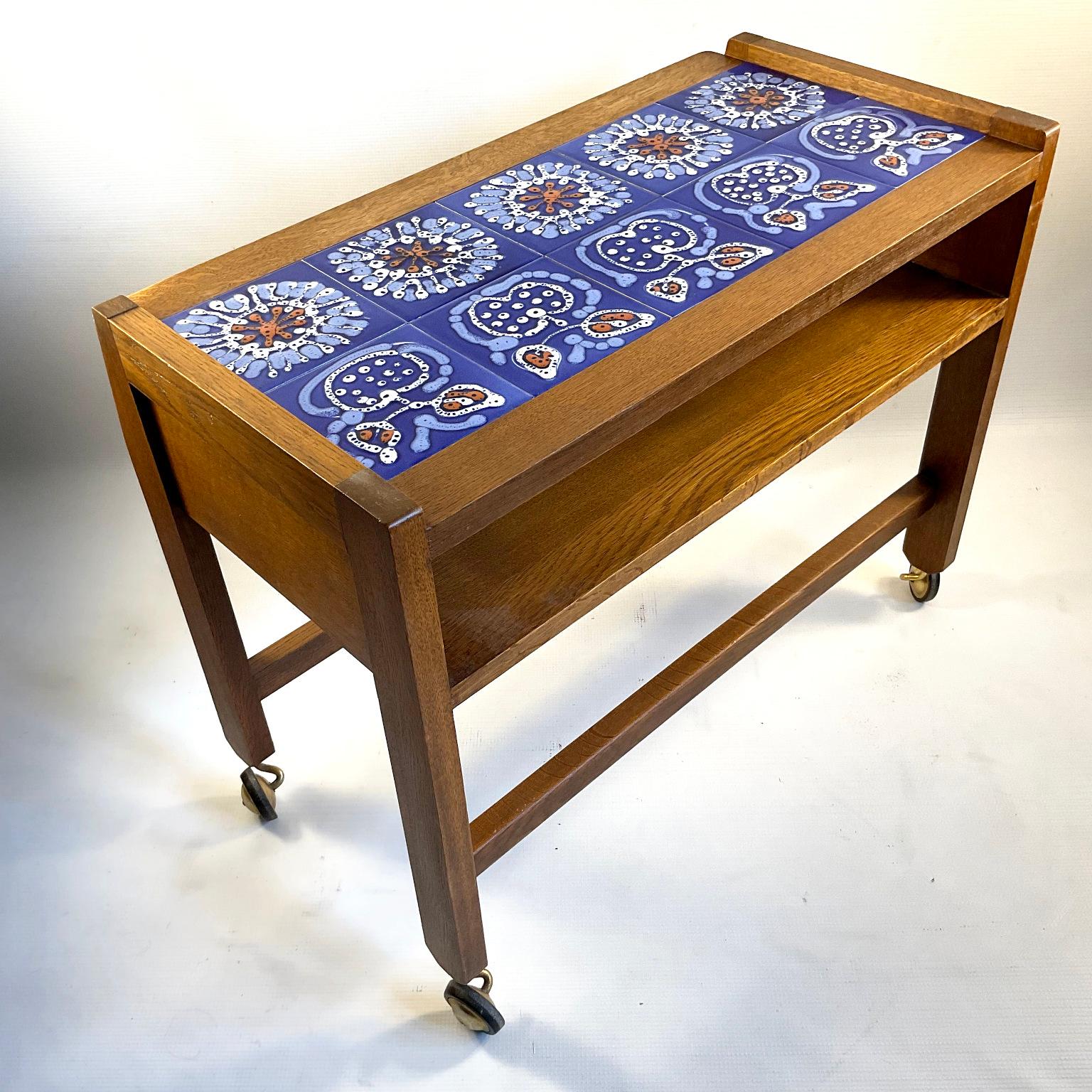 Mid-Century Modern 1960s Guillerme et Chambron Oak Side Table with Blue Ceramics Tiles Top For Sale