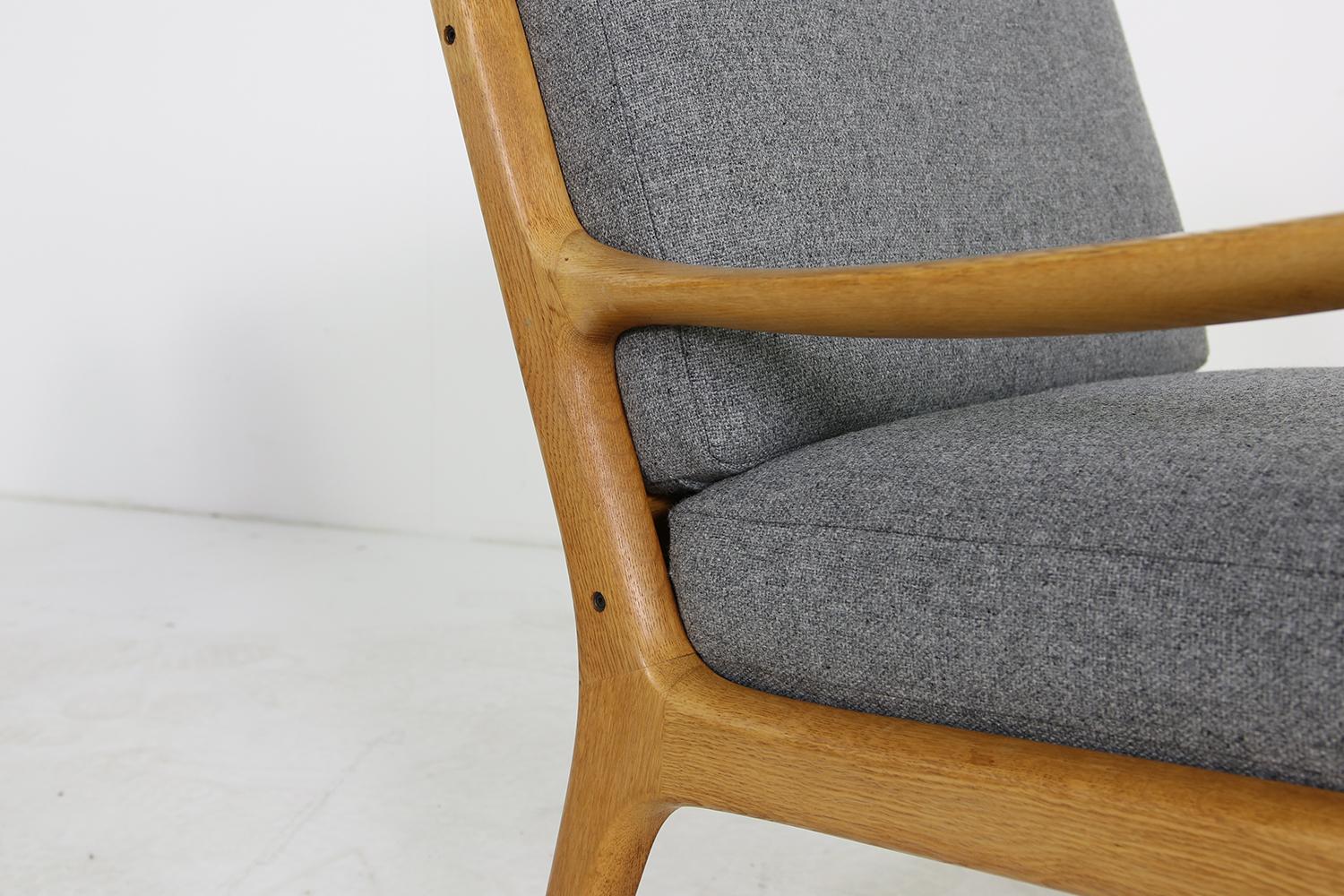 1960s Oak Living Room Set Sofa & Two Lounge Chairs Ole Wanscher, Danish Modern For Sale 7