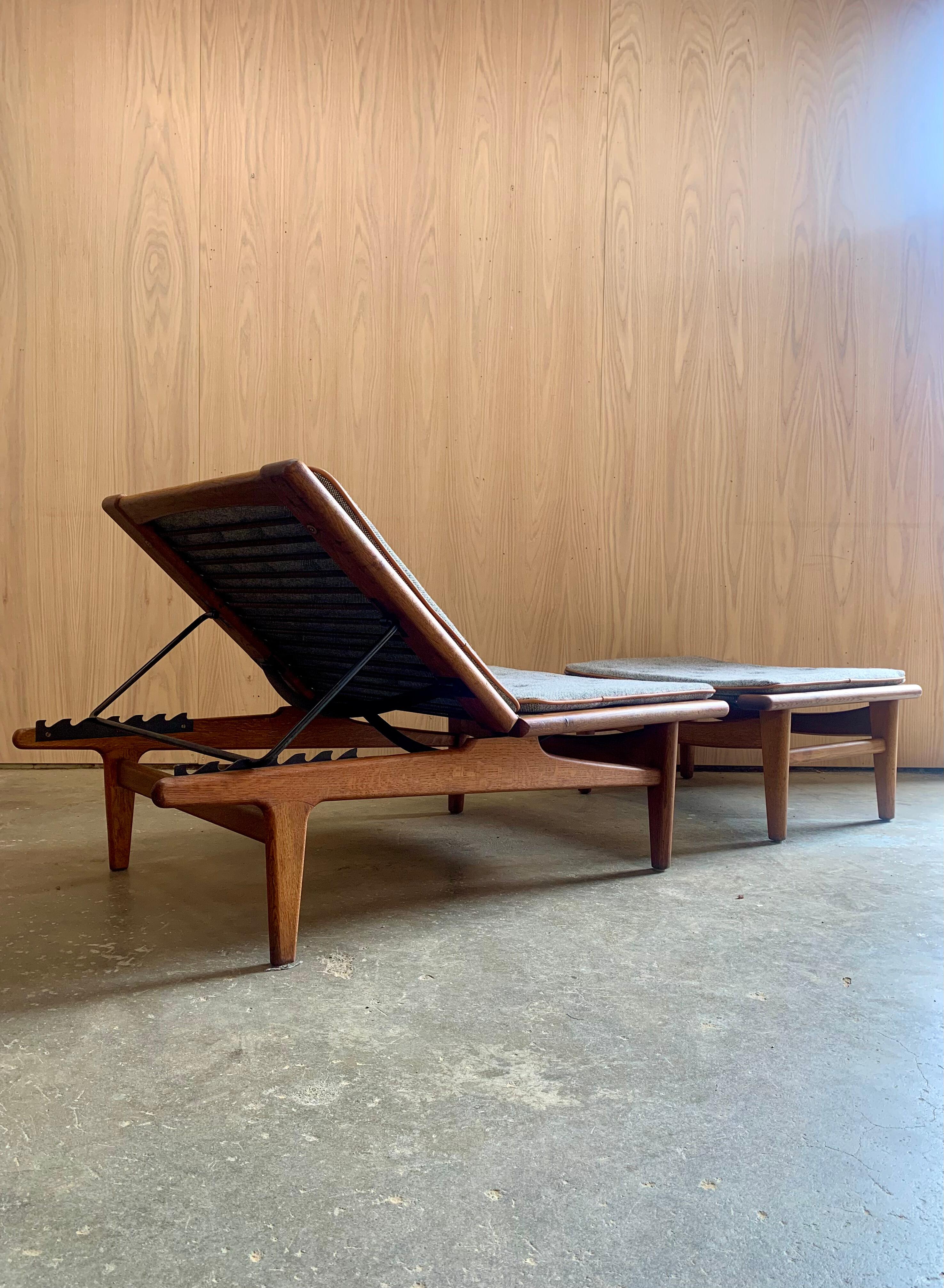 Chaise longue et pouf en Oak des années 1960  Daybed Model No No 1 by Hans Wegner for Getama en vente 13