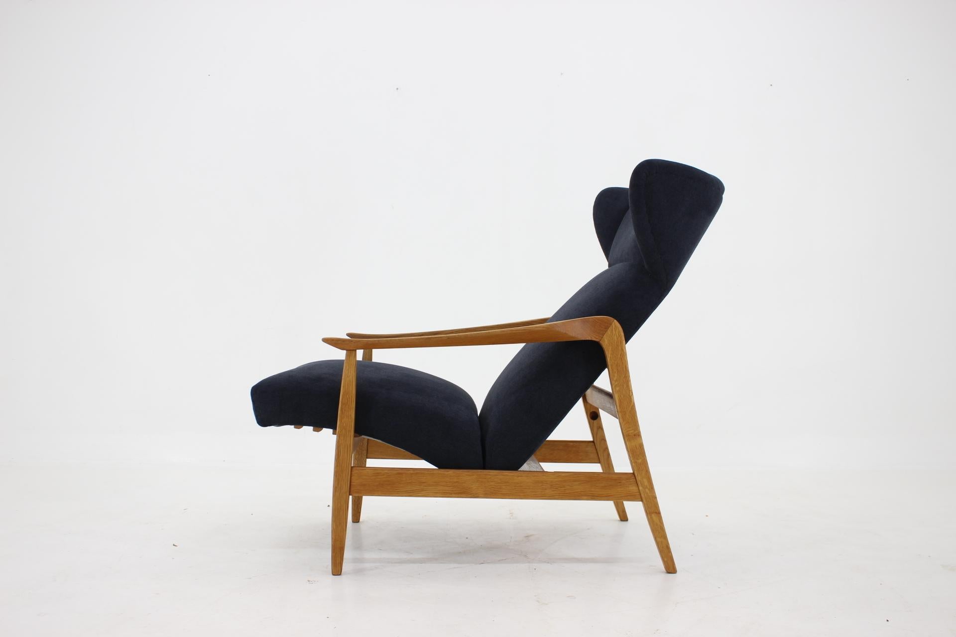 Mid-20th Century 1960s Oak Reclining Wing Chair, Czechoslovakia For Sale