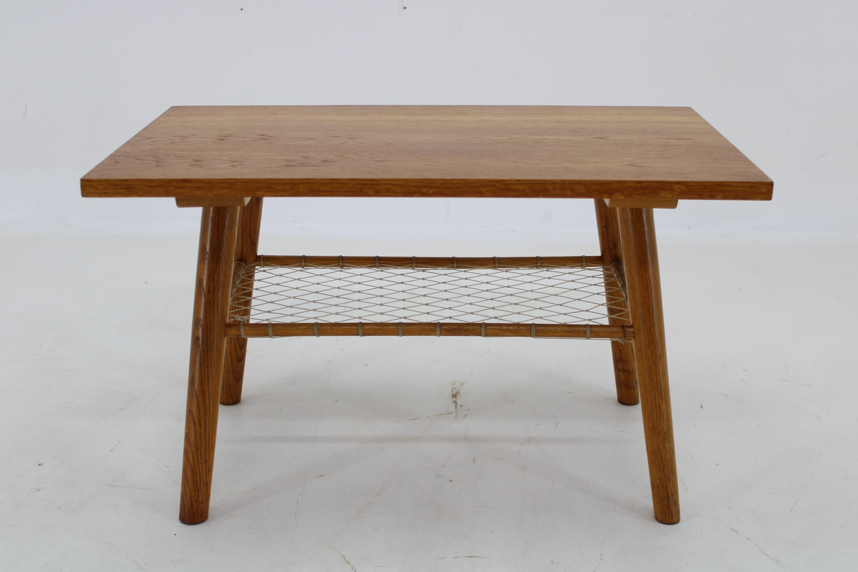 Mid-Century Modern 1960s Oak Side/Coffee Table, Czechoslovakia For Sale