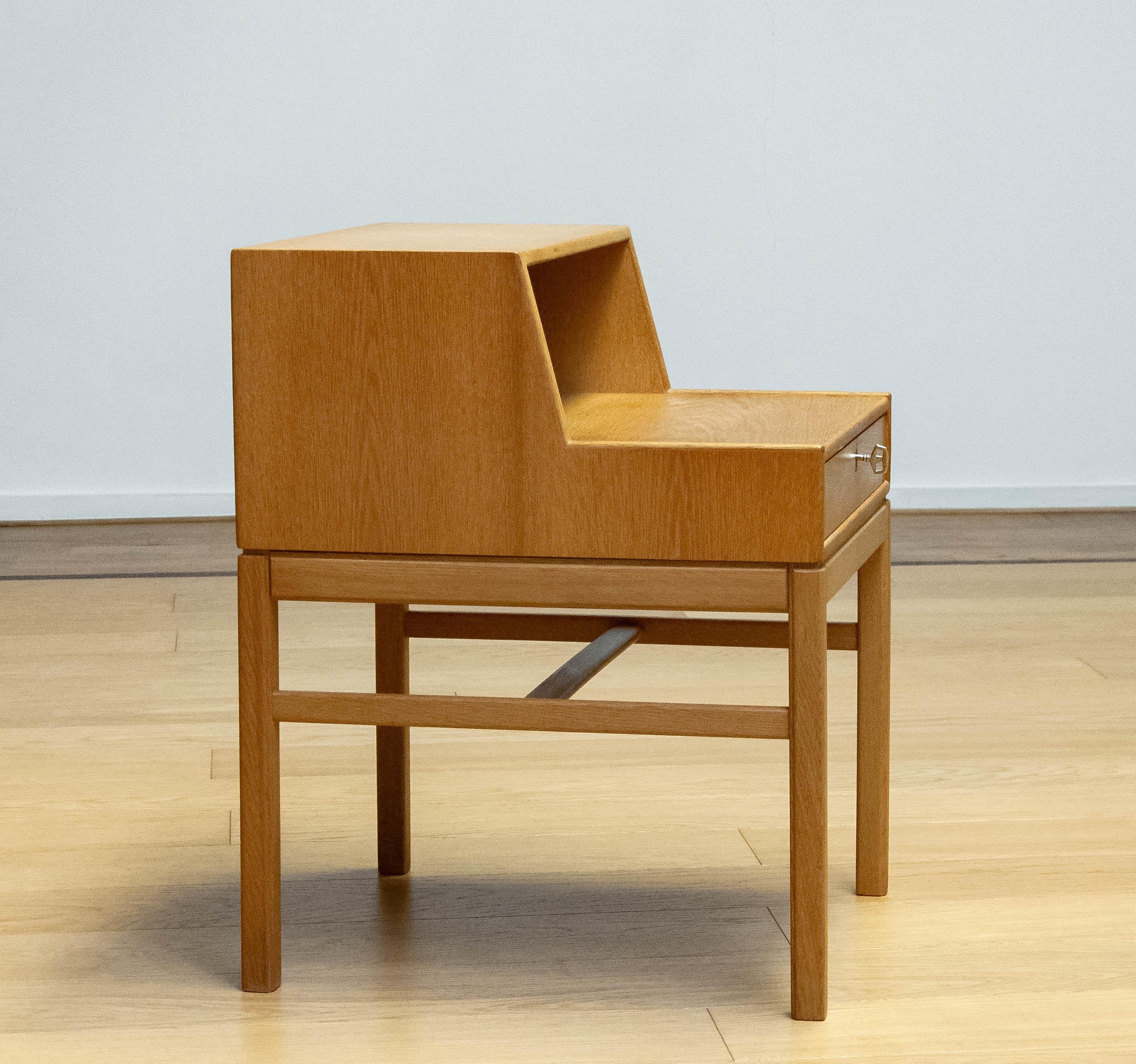 Scandinavian Modern 1960s Oak Side Table 