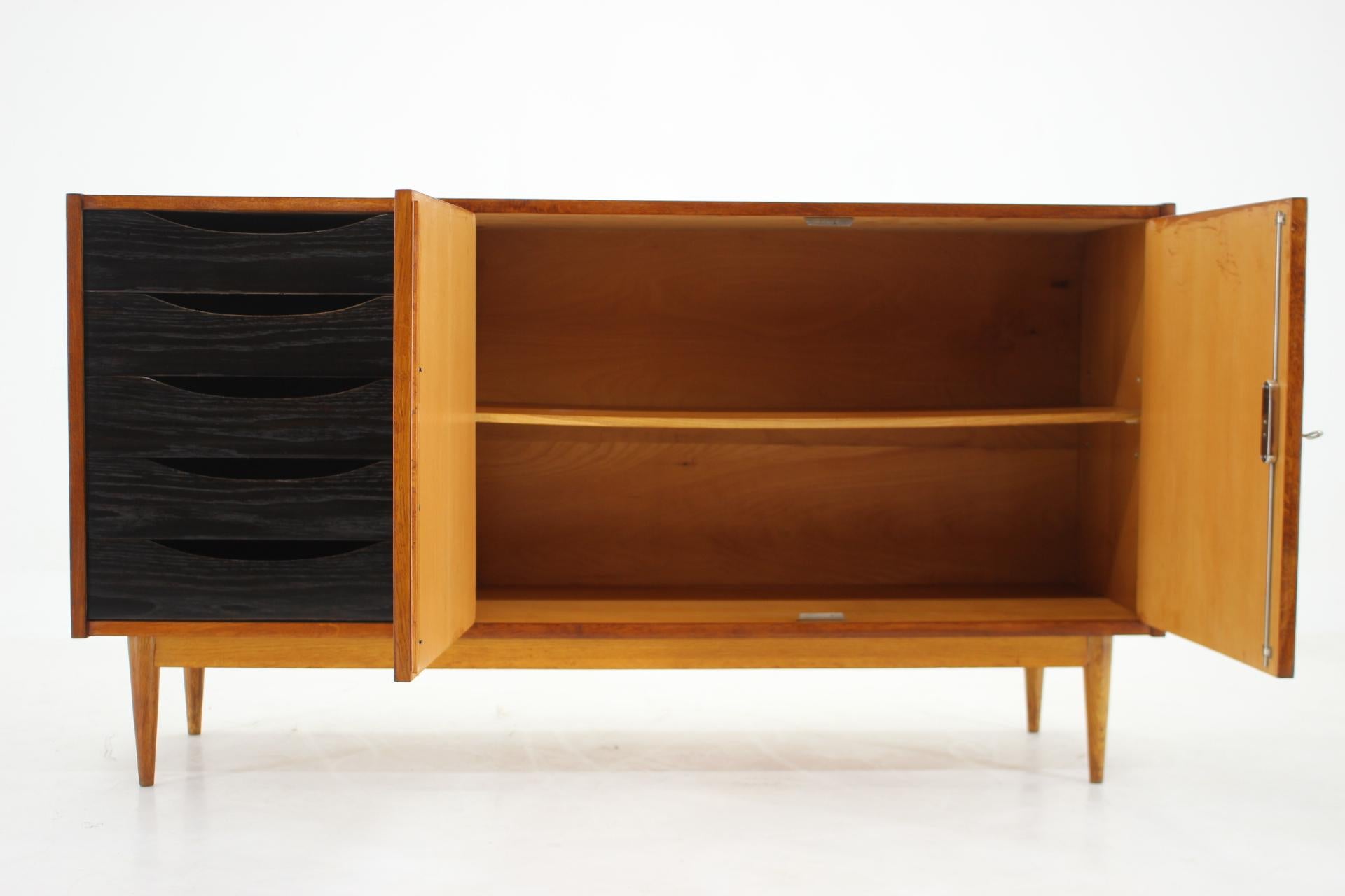 1960s Oak Sideboard, Czechoslovakia For Sale 2