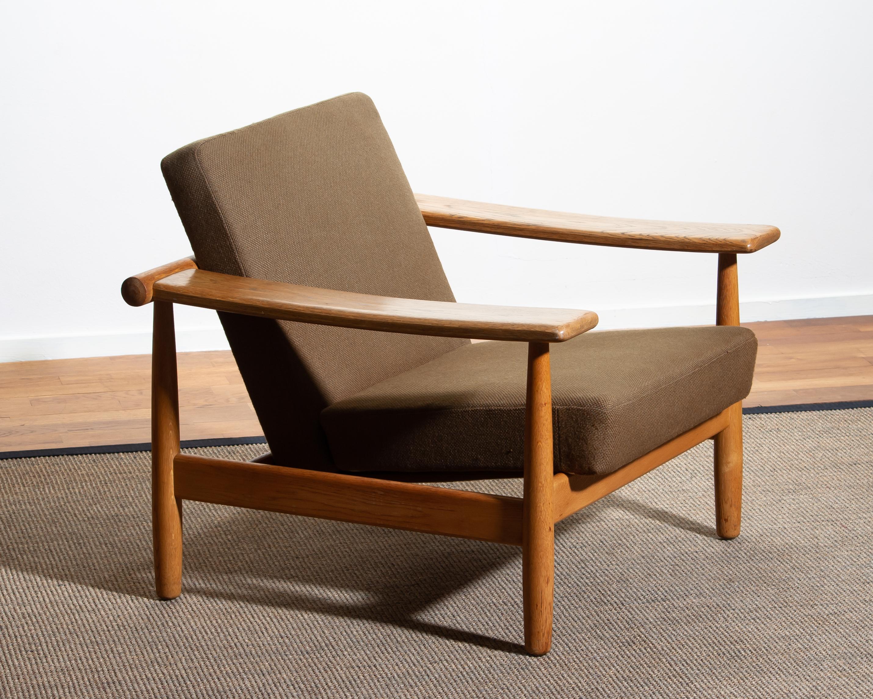 1960s, Oak Sofa and Lounge Chair / Livingroom Set from Denmark in GETAMA Style In Good Condition In Silvolde, Gelderland