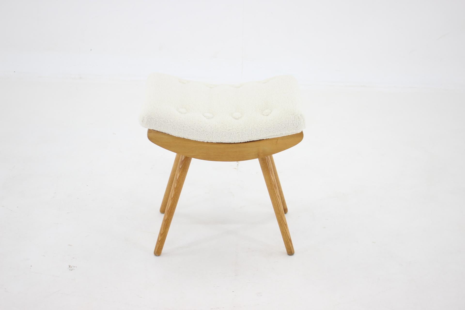 - newly upholstered 
- quality imitation of sheepskin fabric made of synthetic fiber
- wooden parts in very good condition.