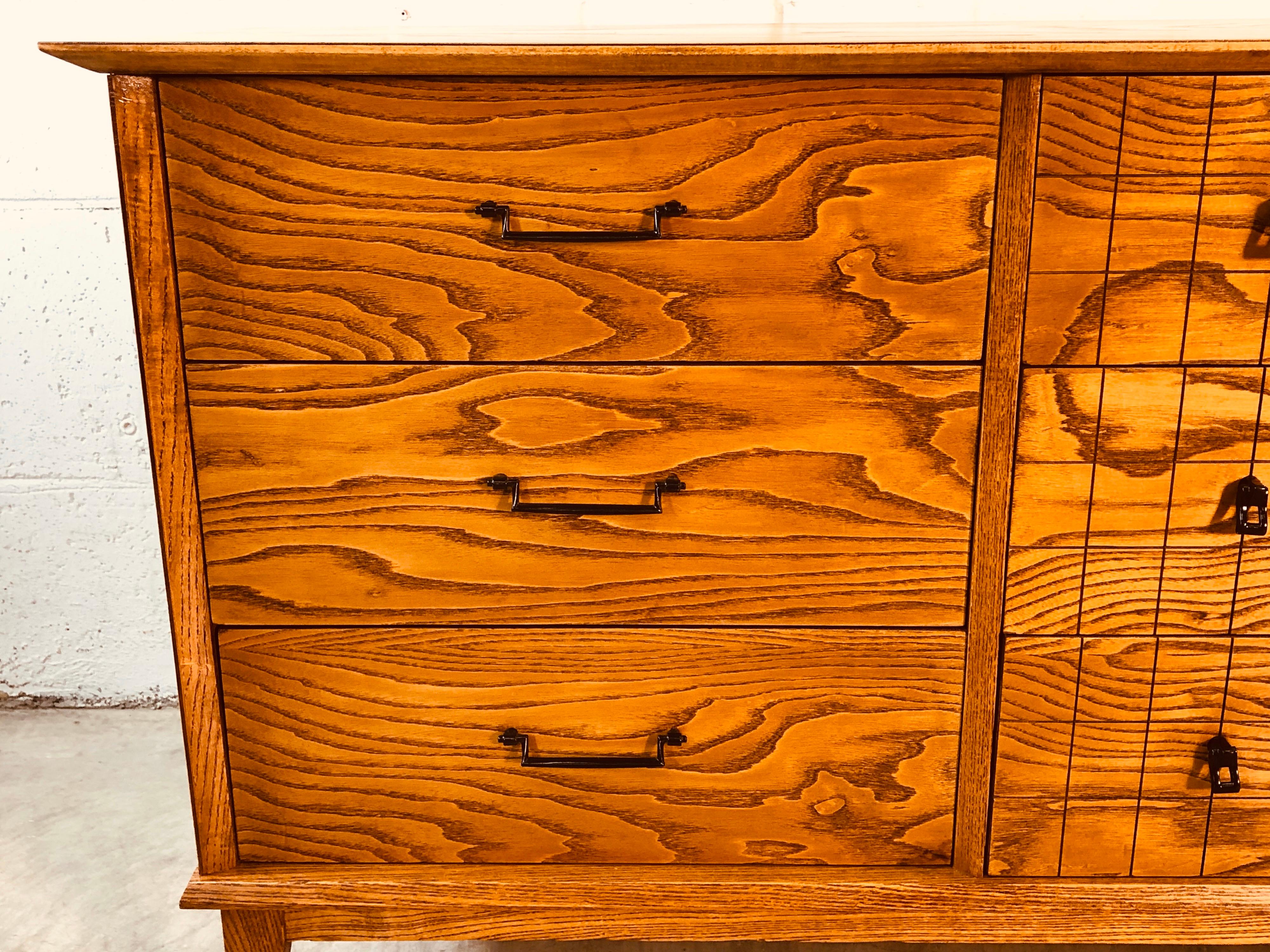 Mid-Century Modern 1960s Oakwood Dresser with Dark Grain For Sale