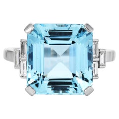 1960s Ocean 9.71 carats Blue Aquamarine Diamond Platinum Cocktail Ring