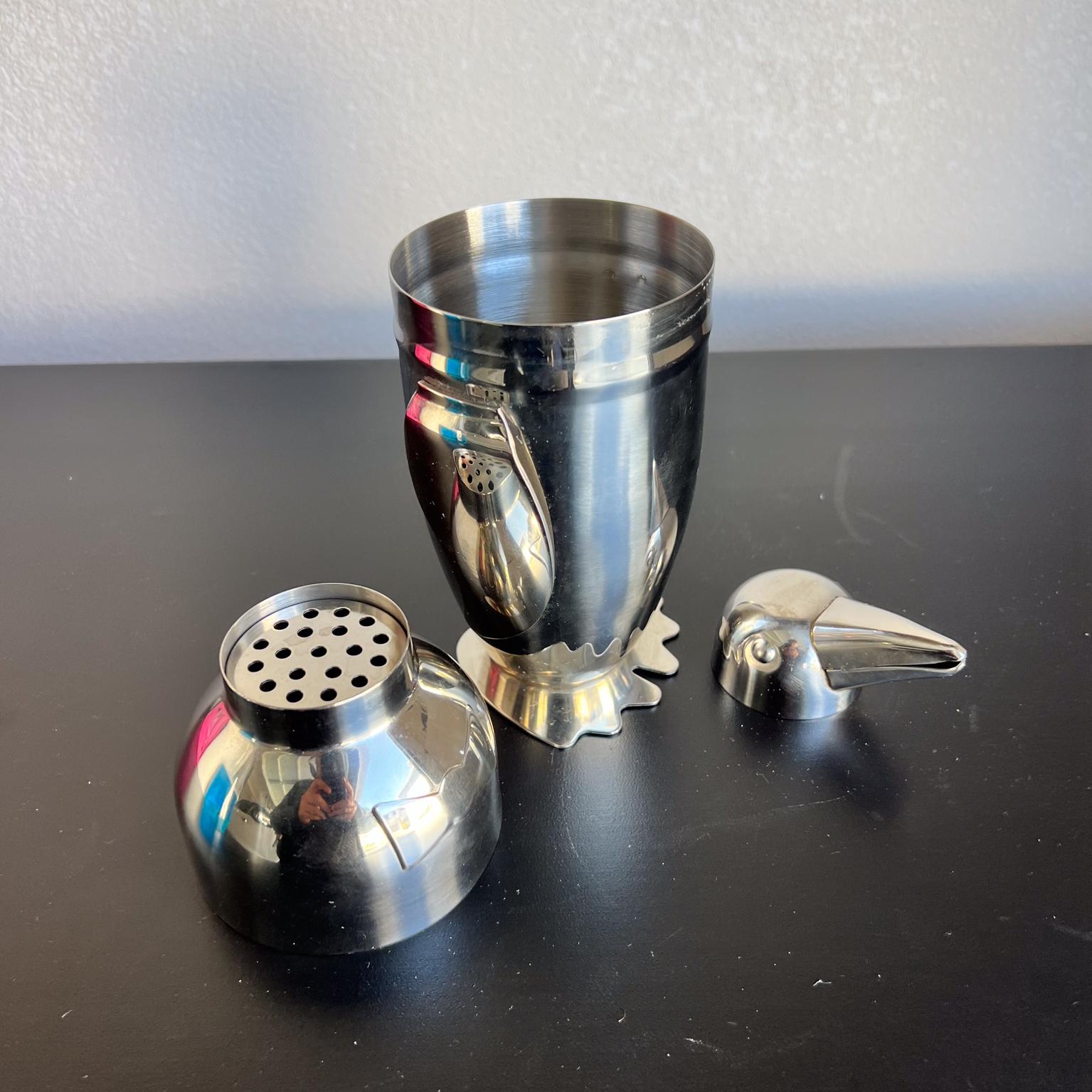 1960s Oggi Dapper Penguin Stainless Cocktail Shaker 4