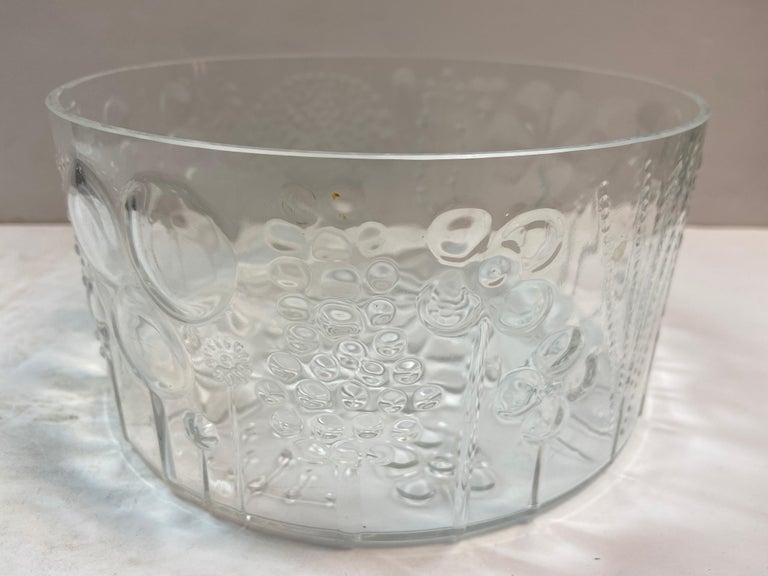 20th Century 1960s Oiva Toikka for Nuutajarvi Notsjo, Iittala Flora Glass Serving Bowl For Sale