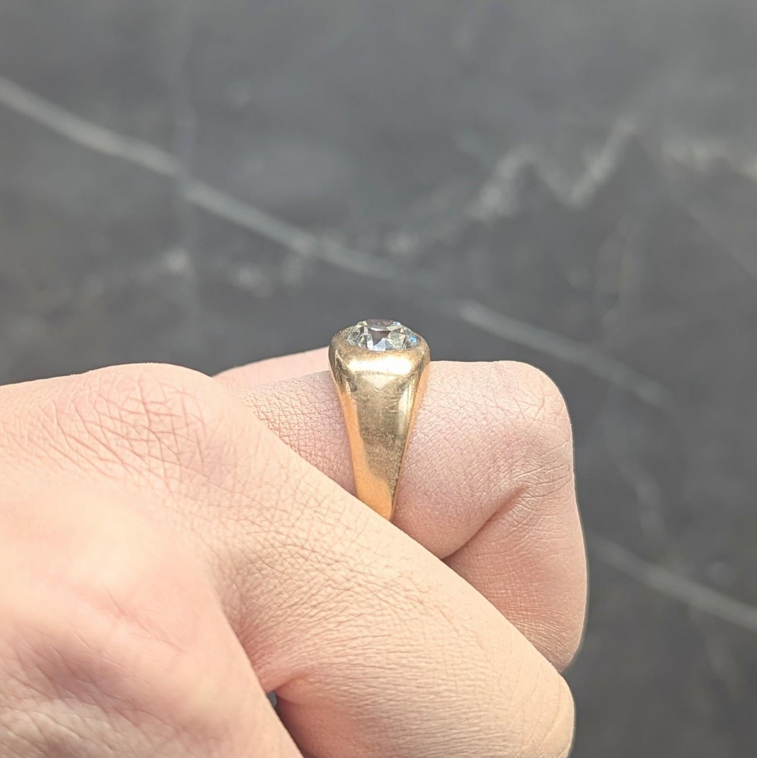 1960's Old European Cut Diamond 14K Yellow Gold Vintage Unisex Signet Ring For Sale 9