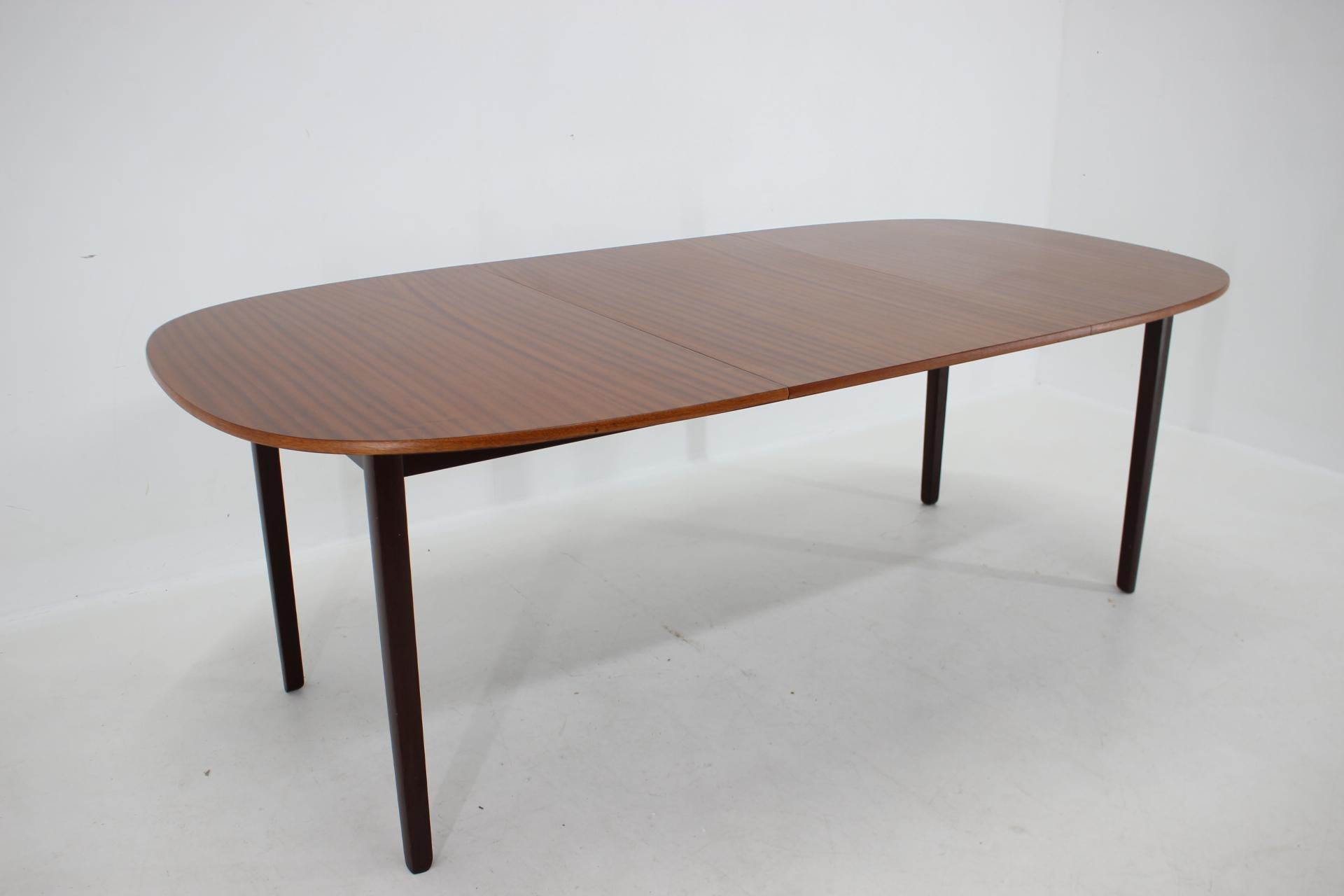 1960s Ole Wanscher Extendable Mahogany Dining Table by P. Jeppesen For Sale 1