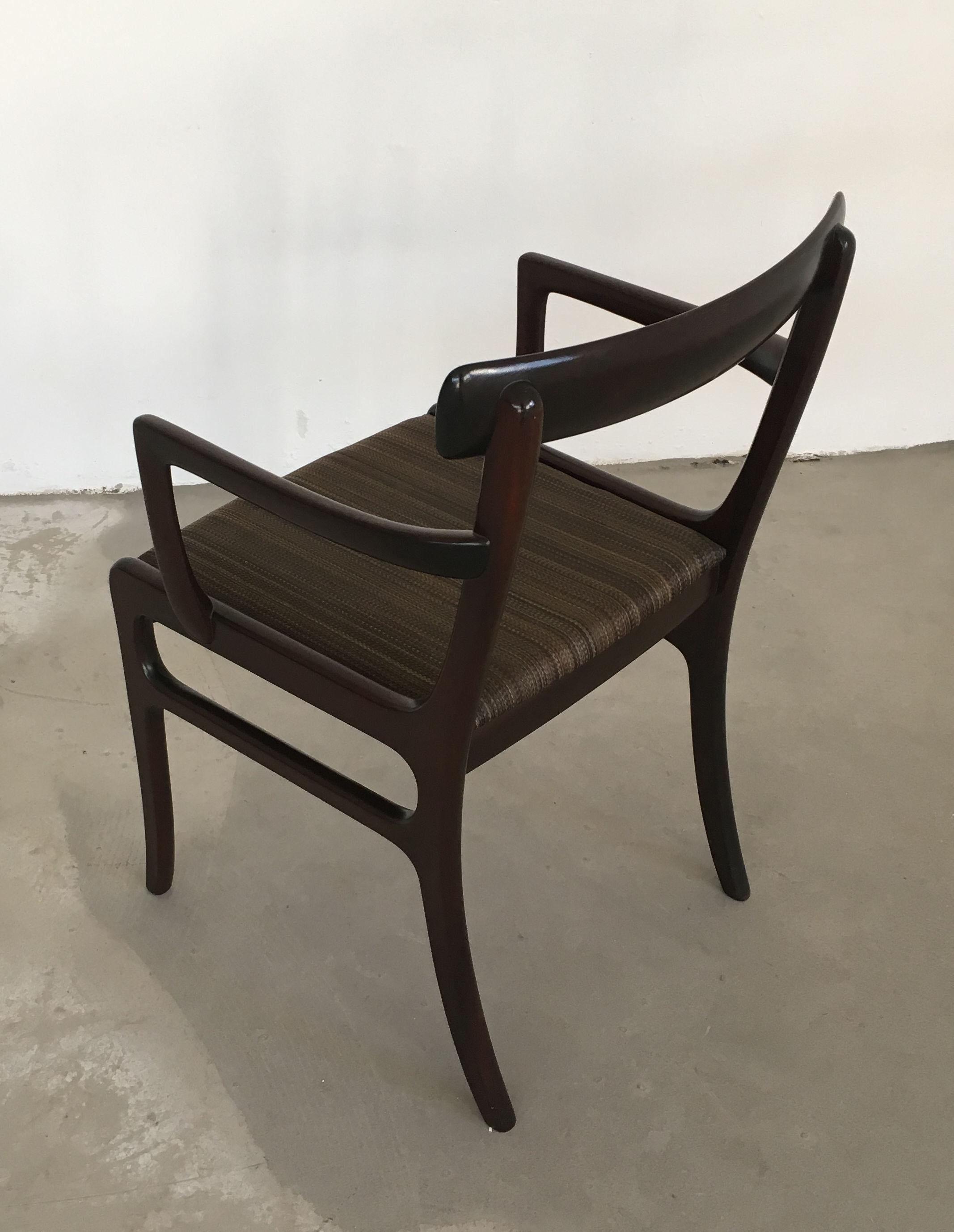 Travail du bois 1960s Ole Wanscher Mahogany Armchair with Horsehair Upholstery (Fauteuil en acajou avec tapisserie en crin de cheval) en vente