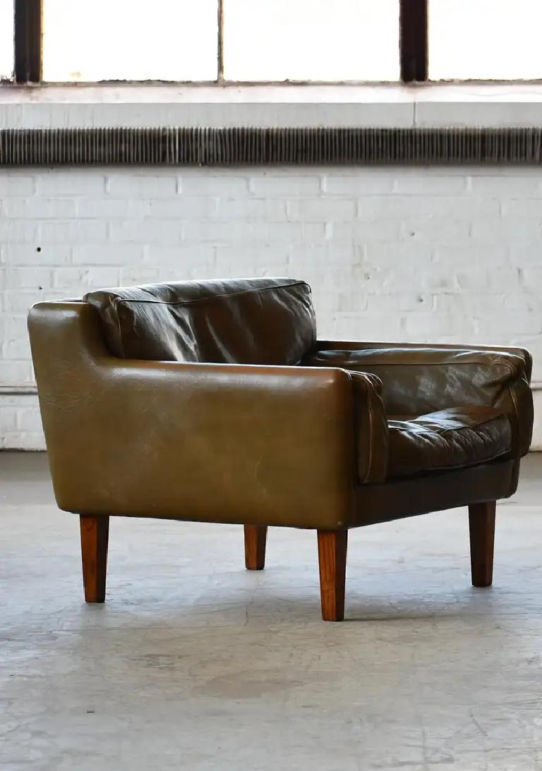 Danish 1960's Olive Brown Leather Lounge Chair with Ottoman by Illum Wikkelsø For Sale