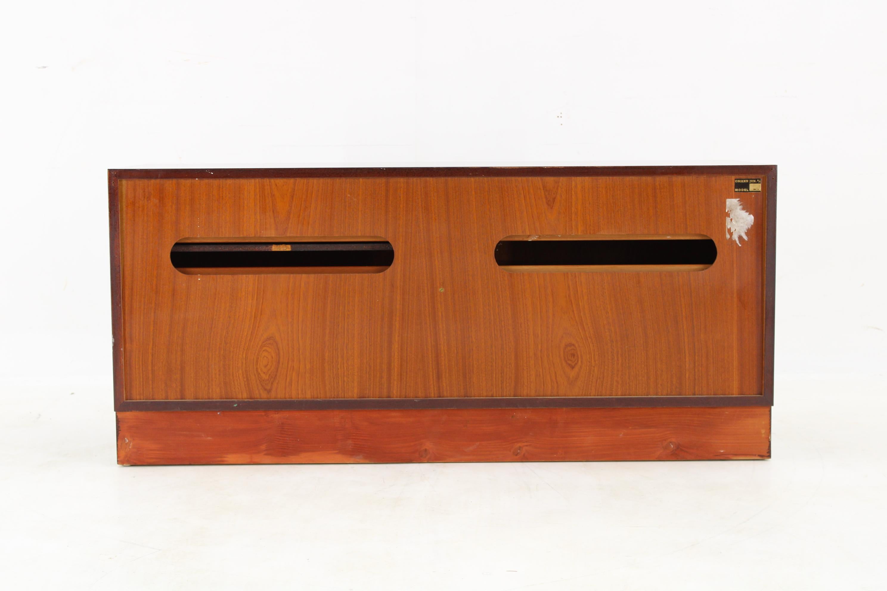 Legno Cassettiera Omann Jun del 1960 , Danimarca in vendita