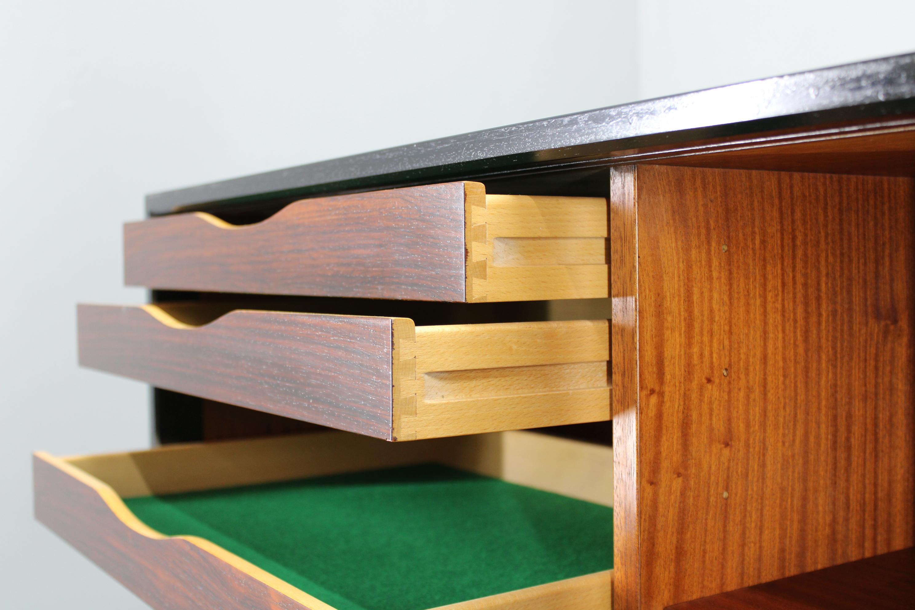 1960er Omann Jun Sideboard, Dänemark im Angebot 1