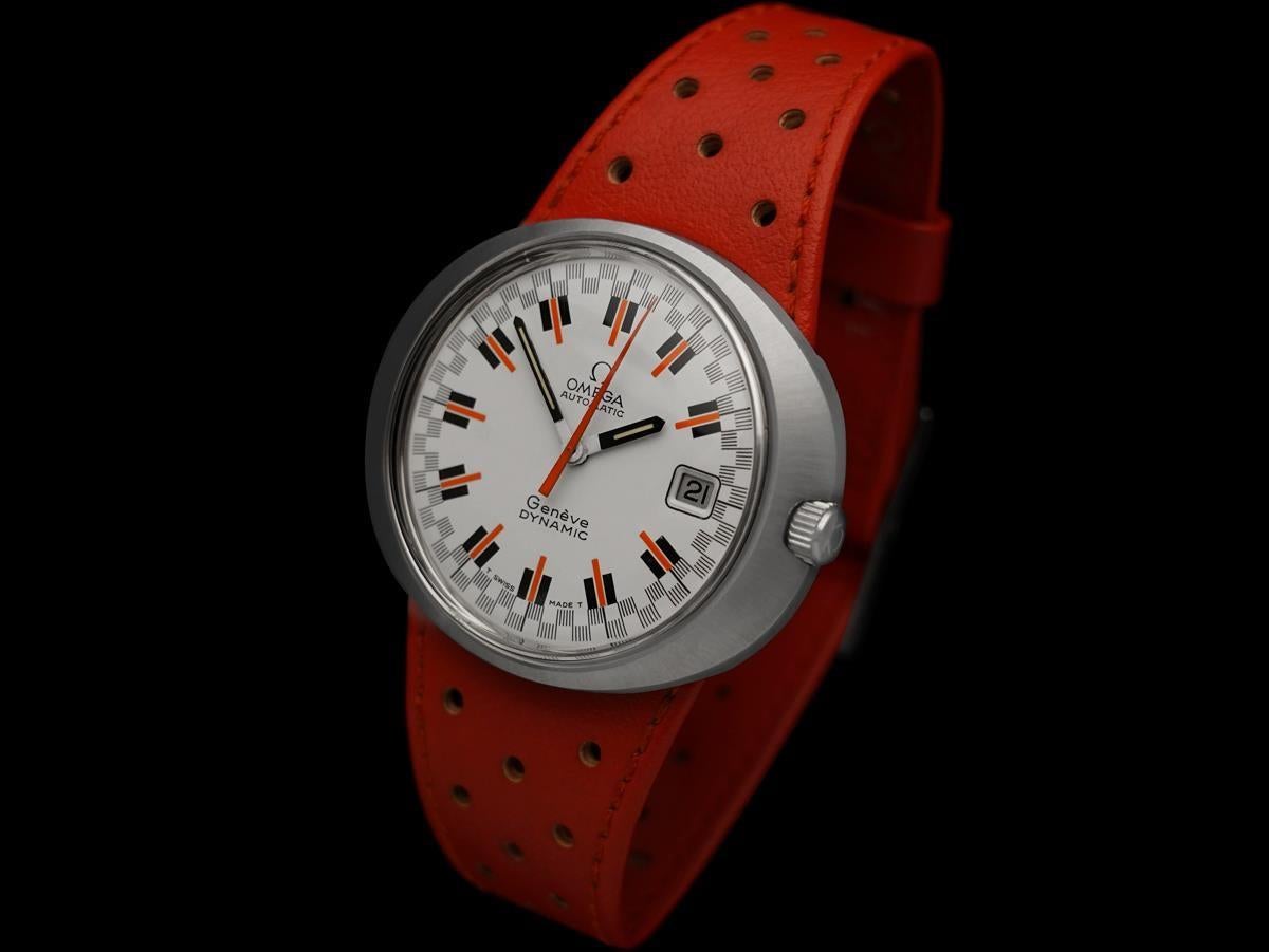 Men's 1960's OMEGA DYNAMIC Vintage Mens Cal. 565 Watch with Racing Dial - SS For Sale
