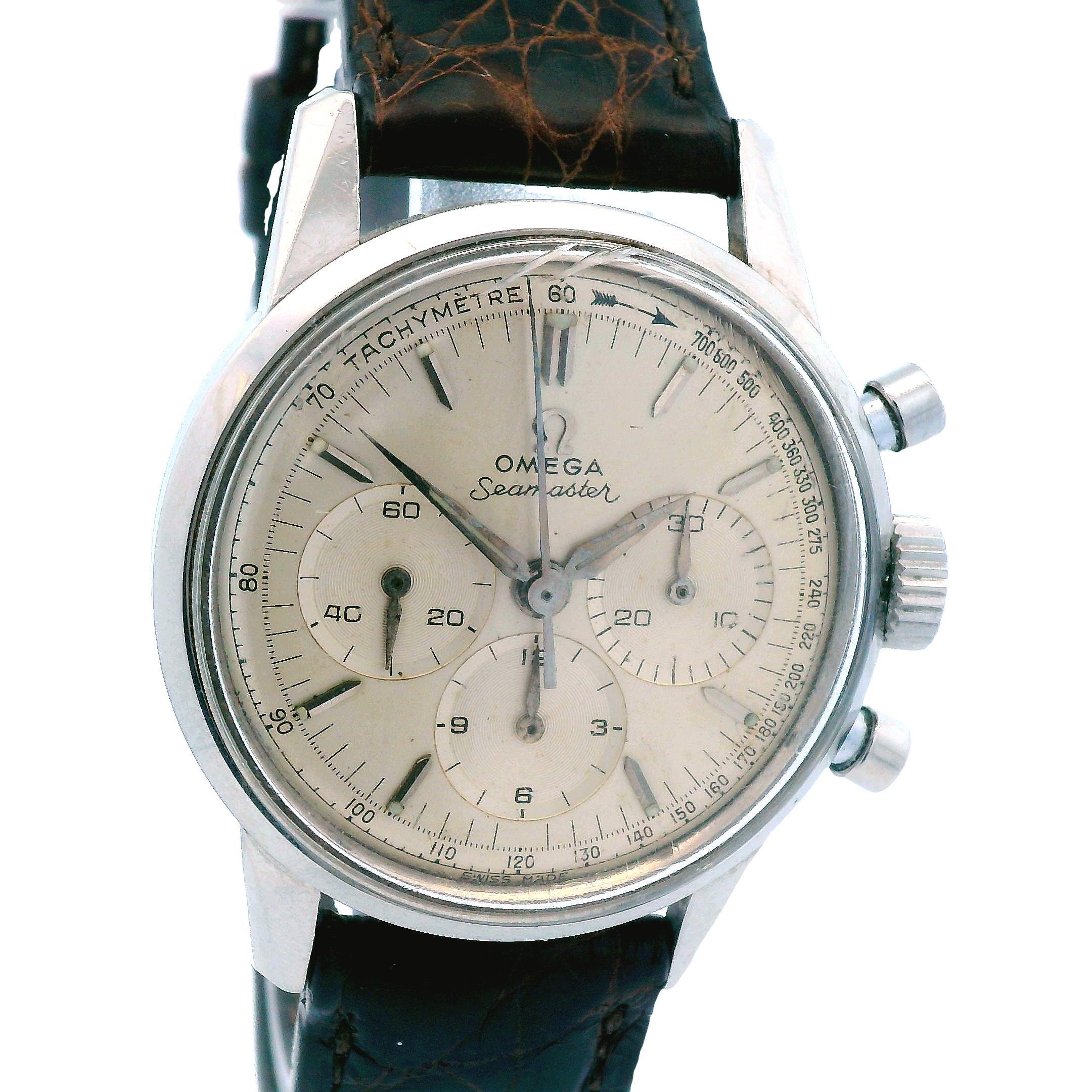 Omega Seamaster Montre chronographe en acier inoxydable des années 1960 - Running en vente 4