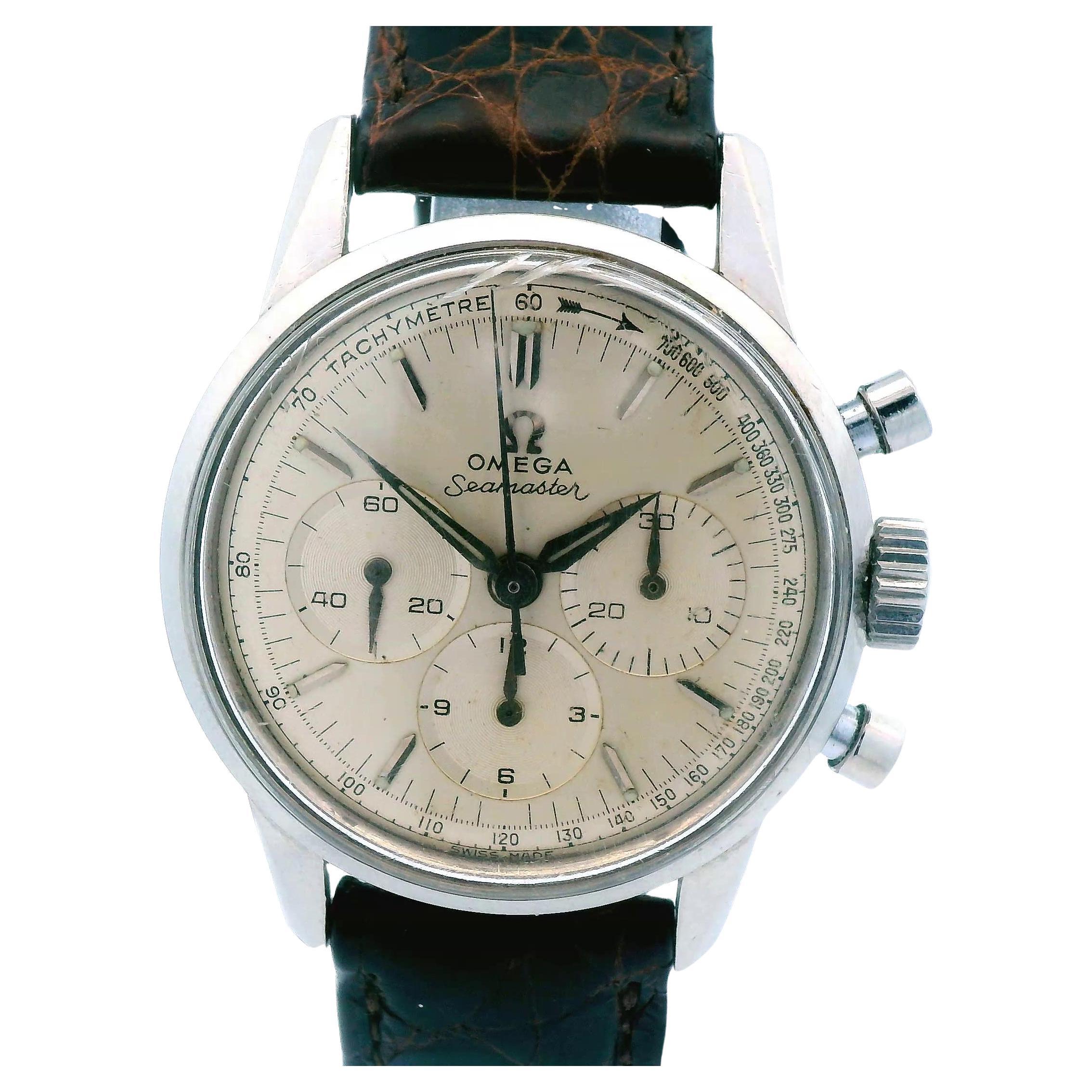 Omega Seamaster Montre chronographe en acier inoxydable des années 1960 - Running en vente