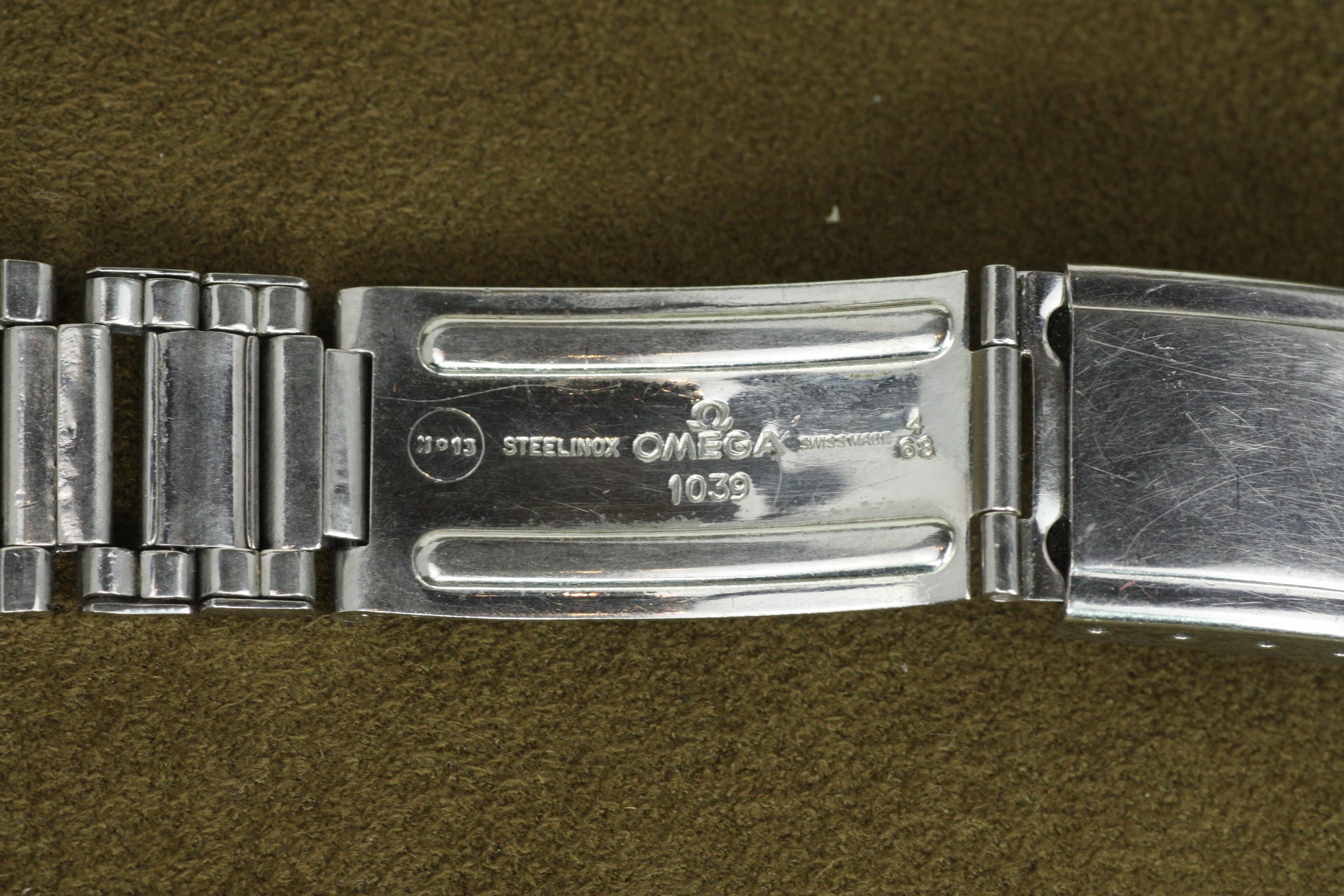 Reloj Lunar Omega Speedmaster Profesional de 1960 Primera Generación con Caballito de Mar en venta 13