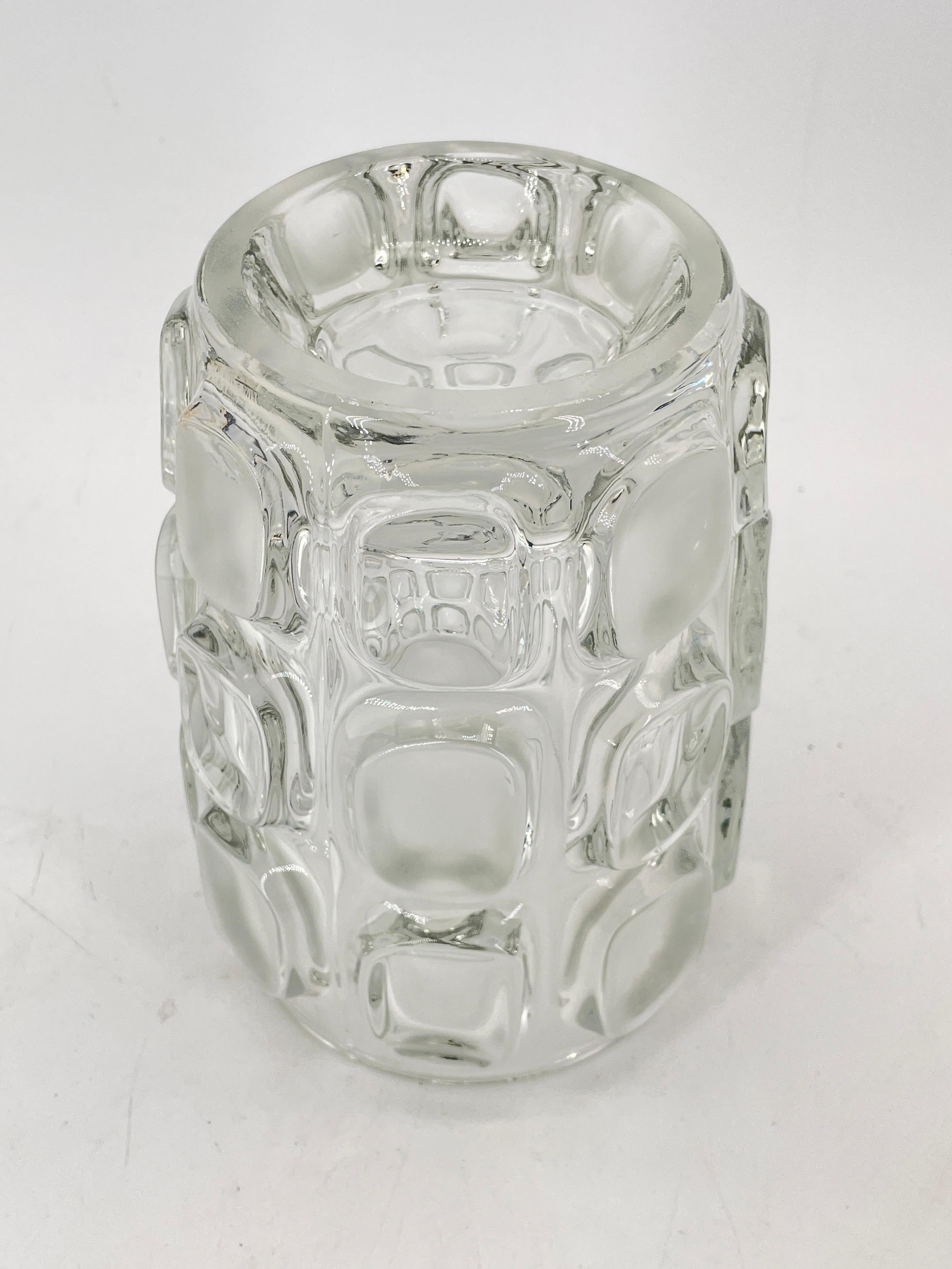 1960s Op Art Glass MCM Vase by Frantisek Vizner for Sklo Union Libochovice For Sale 1