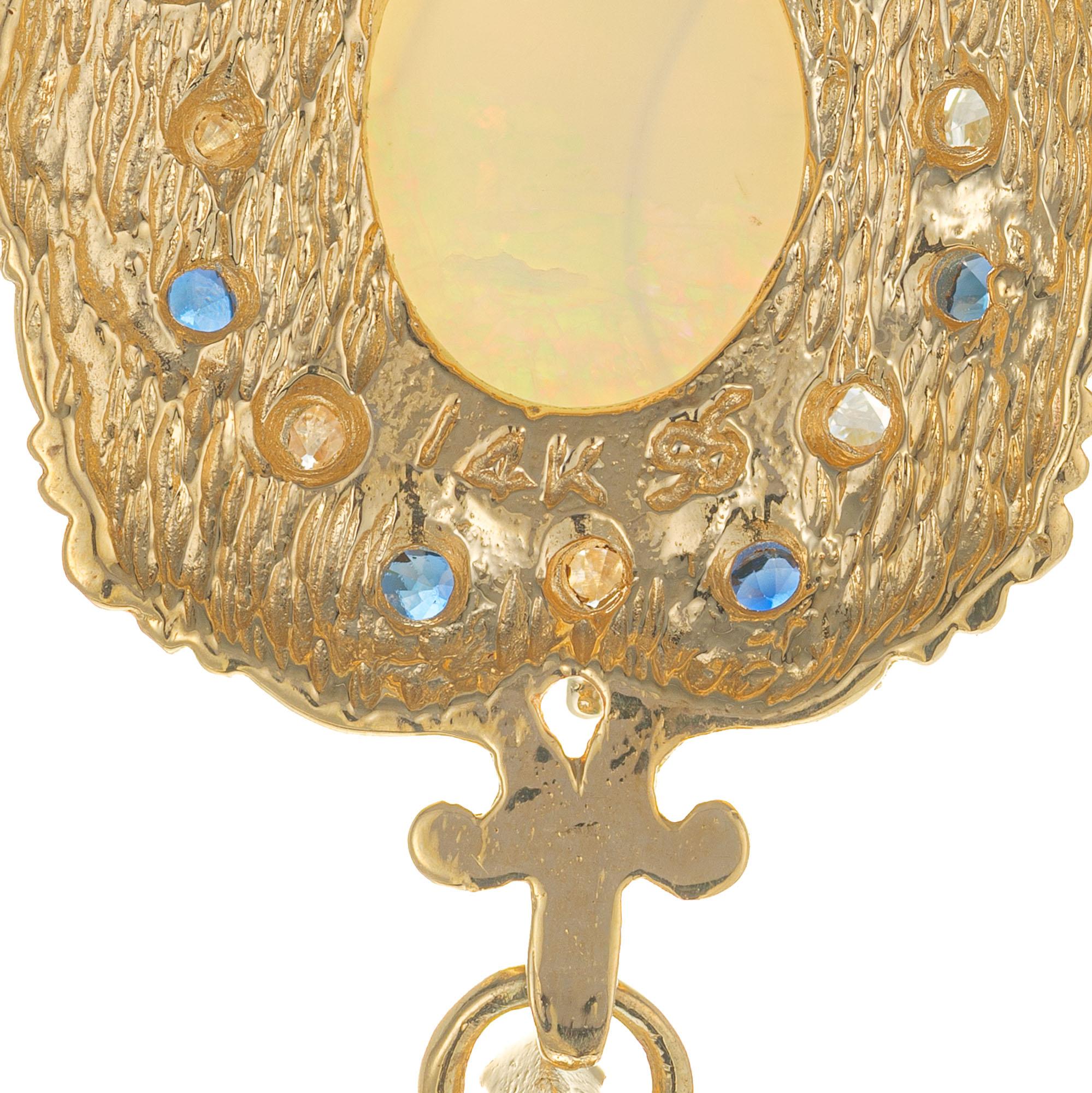 1960's Opal Sapphire Diamond Yellow Gold Pendant Necklace In Good Condition In Stamford, CT