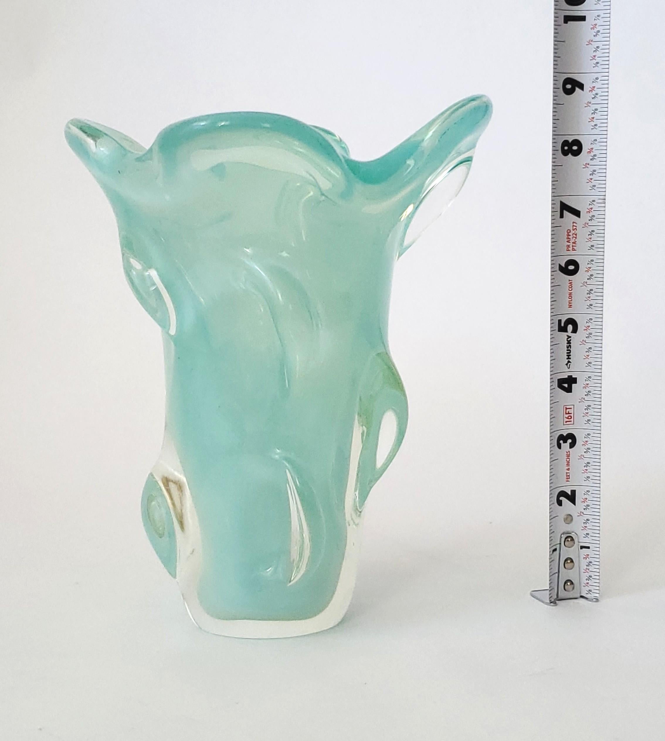 Mid-Century moderno Vaso in vetro di Murano opalescente turchese del 1960 in vendita