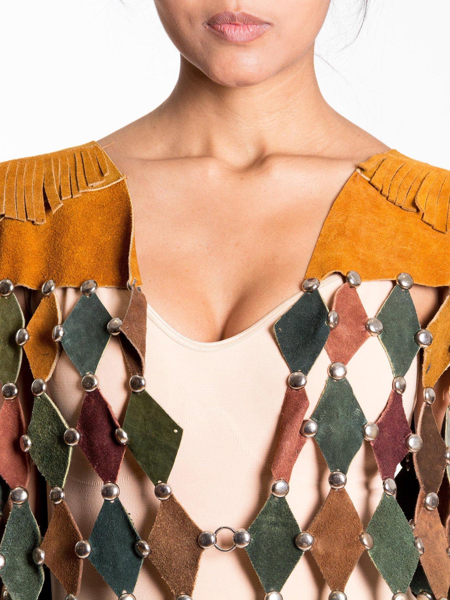 1970S Brown & Olive Green Suede Diamond Cut Studded Boho Vest For Sale 5