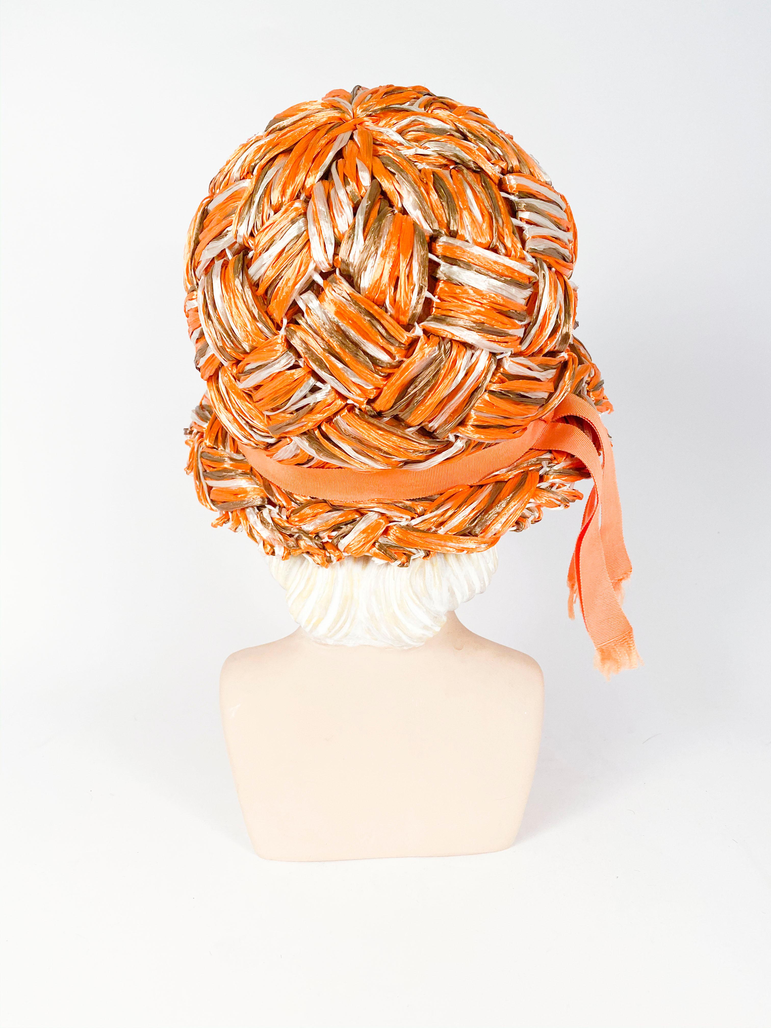 Cloche in rafia arancione del 1960 In condizioni buone in vendita a San Francisco, CA