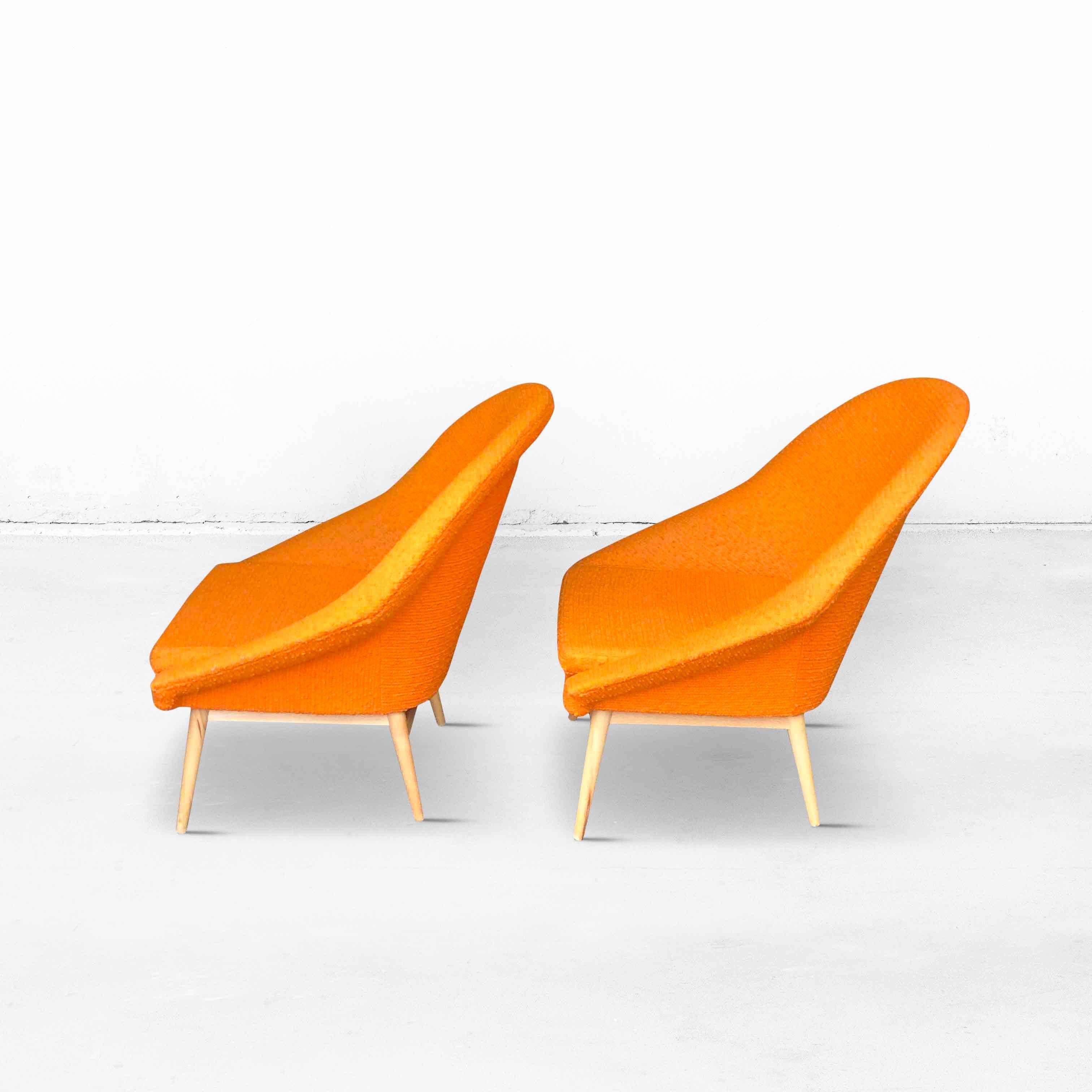 1960s Orange Shell Armchairs  For Sale 1