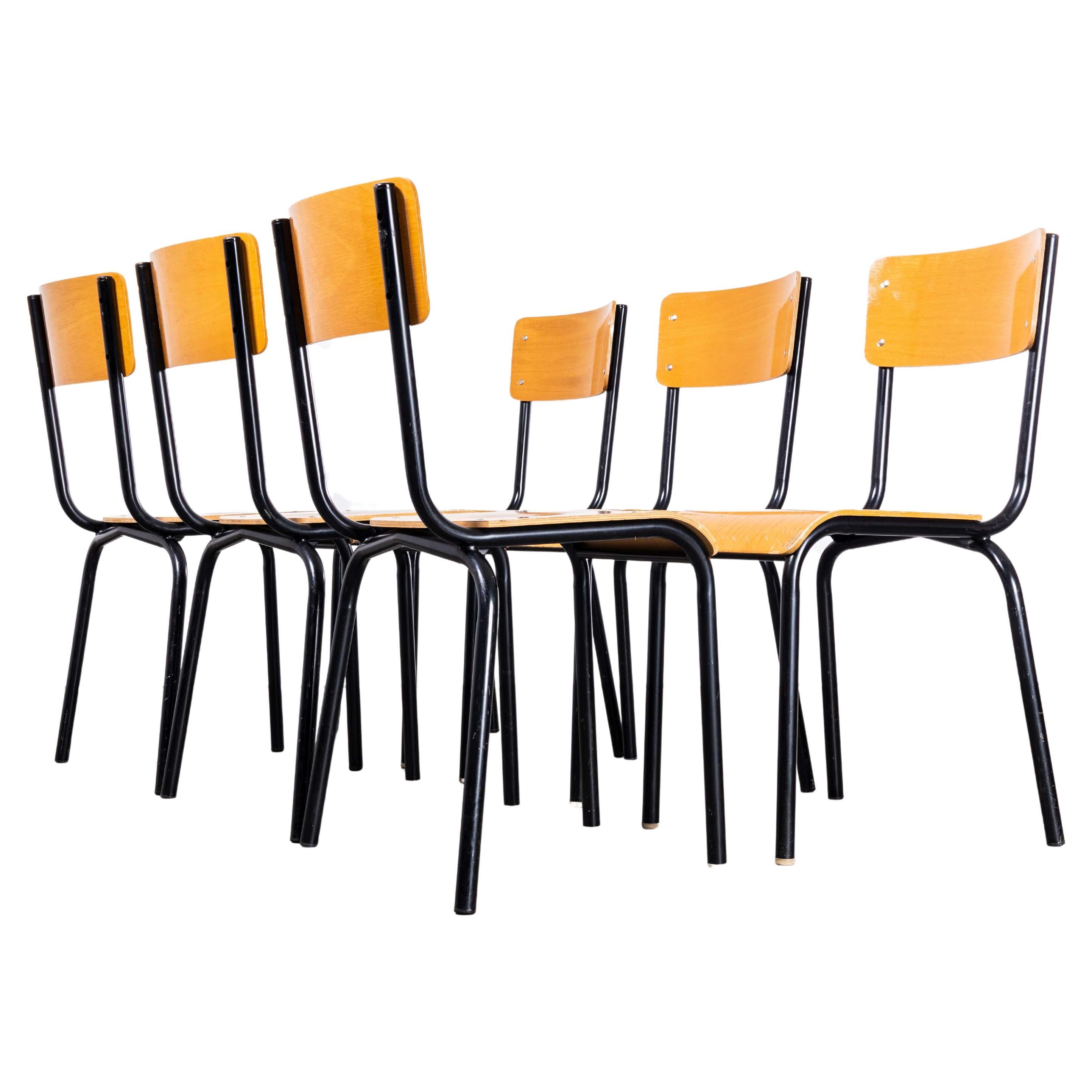 1960's Original Black French Stacking University Chairs Wide Back - Set Of Six en vente