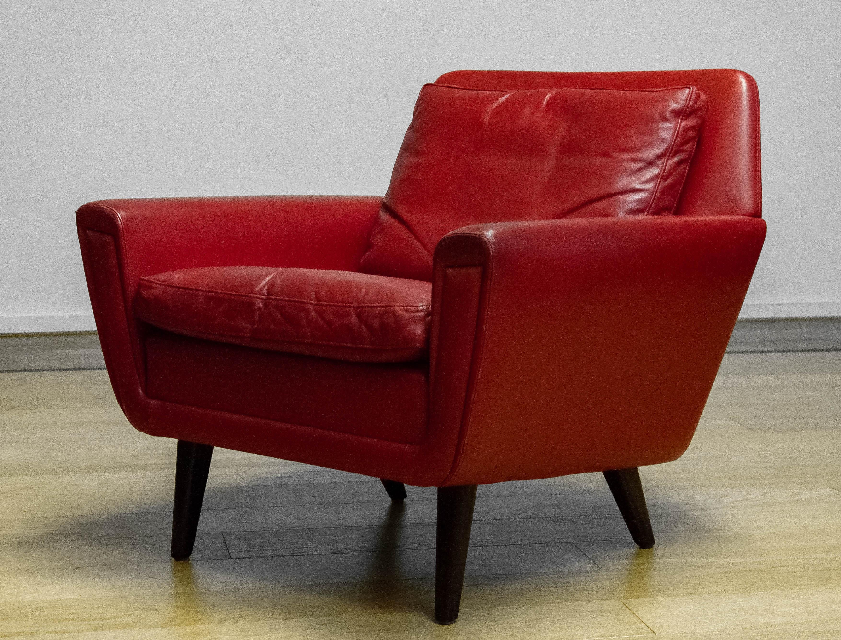 1960s Original Danish Lounge Easy Chair in Red Leather  For Sale 4