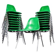 1960's Original Eames DSS Stacking Vivid Green Fibreglass Dining Chair 1960's Original Eames DSS Stacking Vivid Green Fibreglass Dining Chair