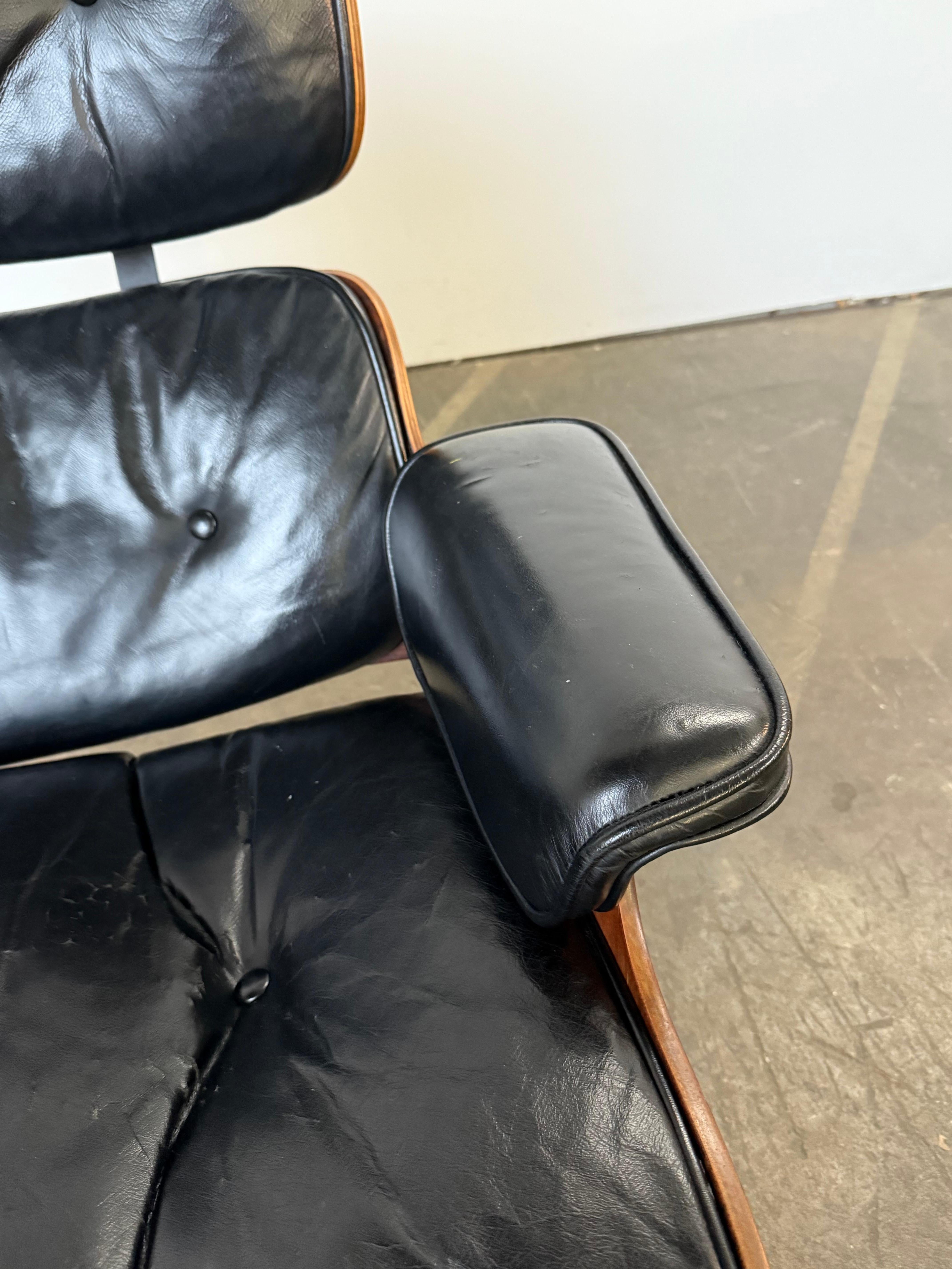 1960er Jahre Original früher Herman Miller Eames Lounge Chair und Ottoman im Angebot 9