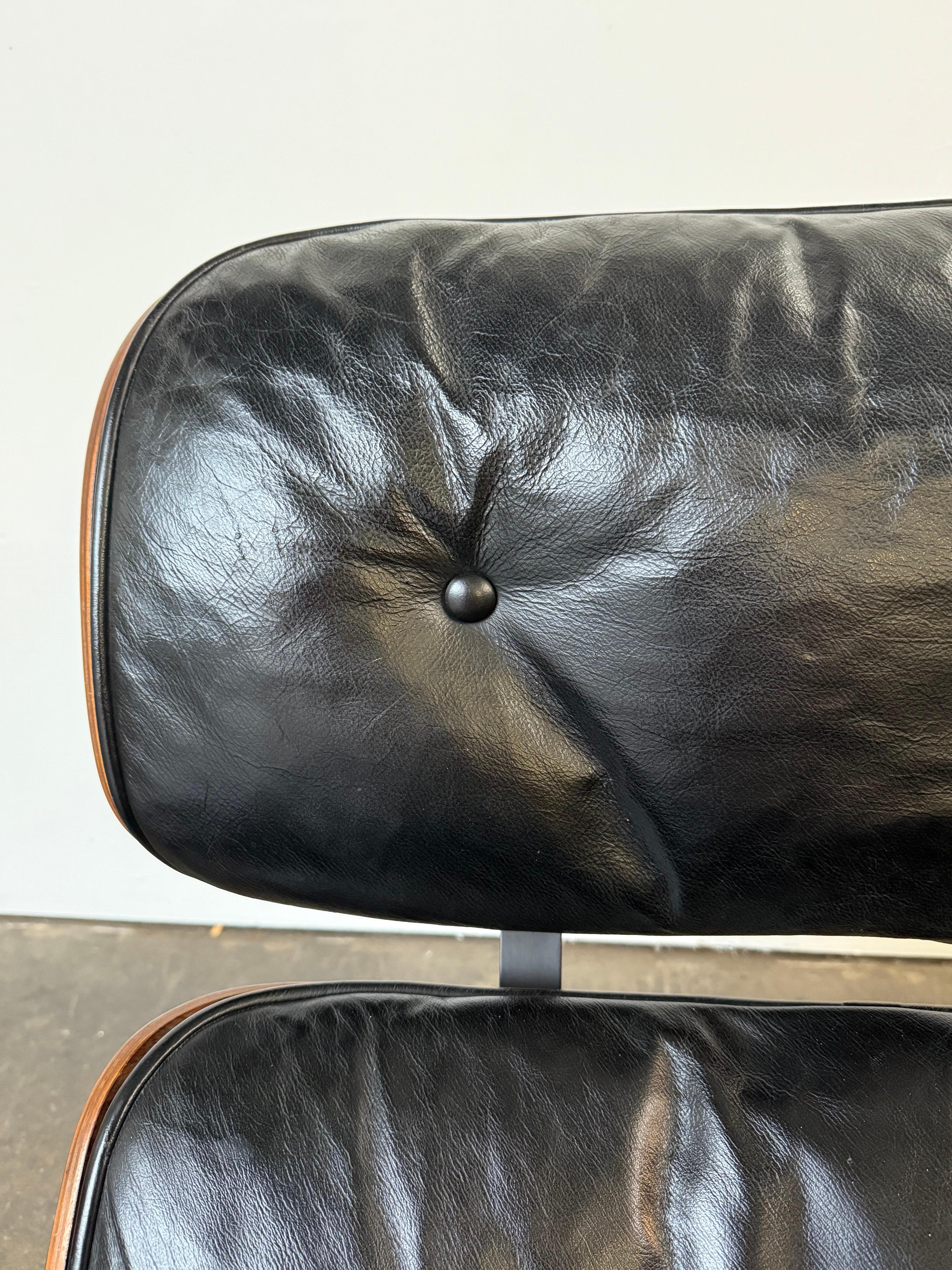 1960er Jahre Original früher Herman Miller Eames Lounge Chair und Ottoman im Angebot 11