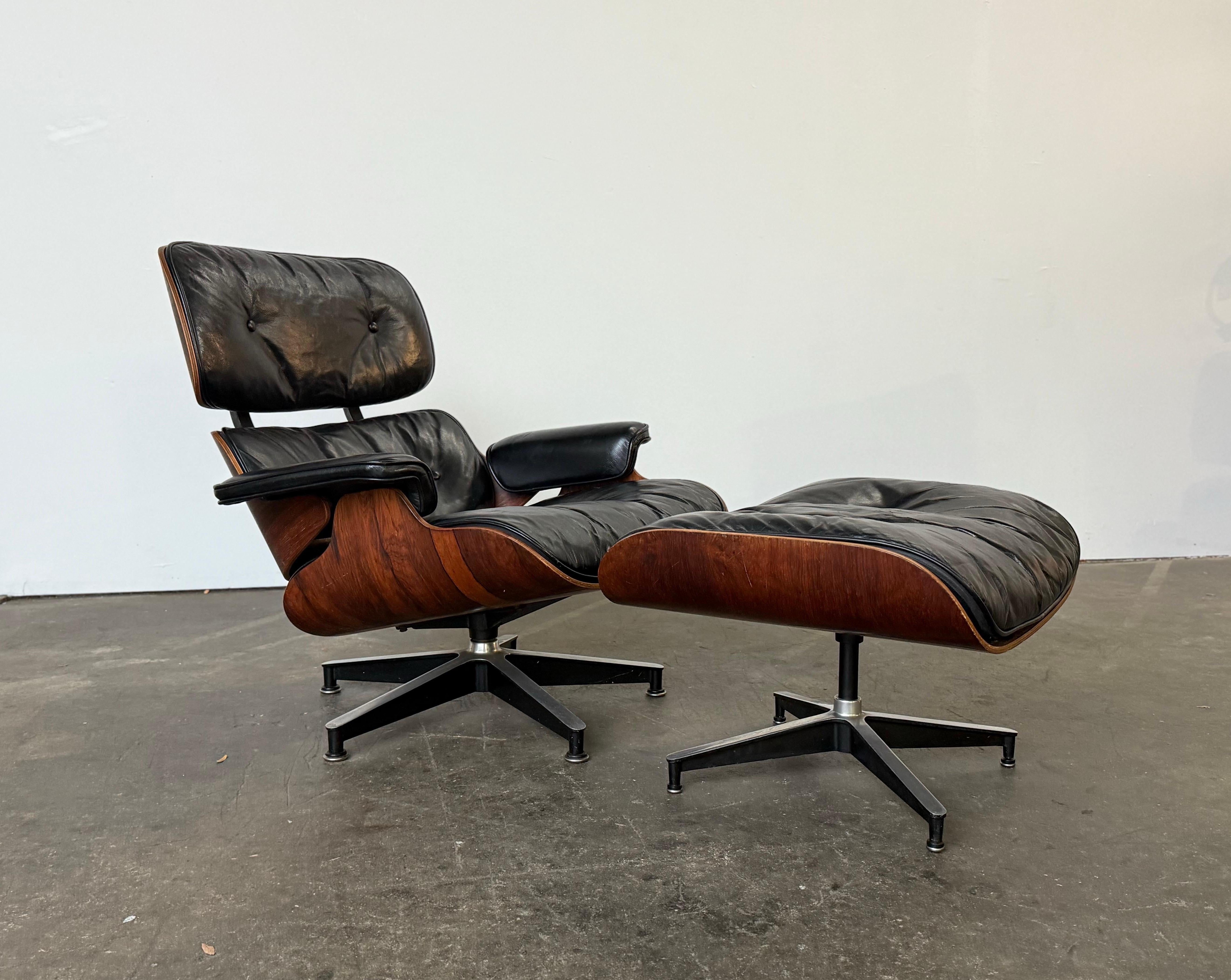 1960er Jahre Original früher Herman Miller Eames Lounge Chair und Ottoman im Angebot 1