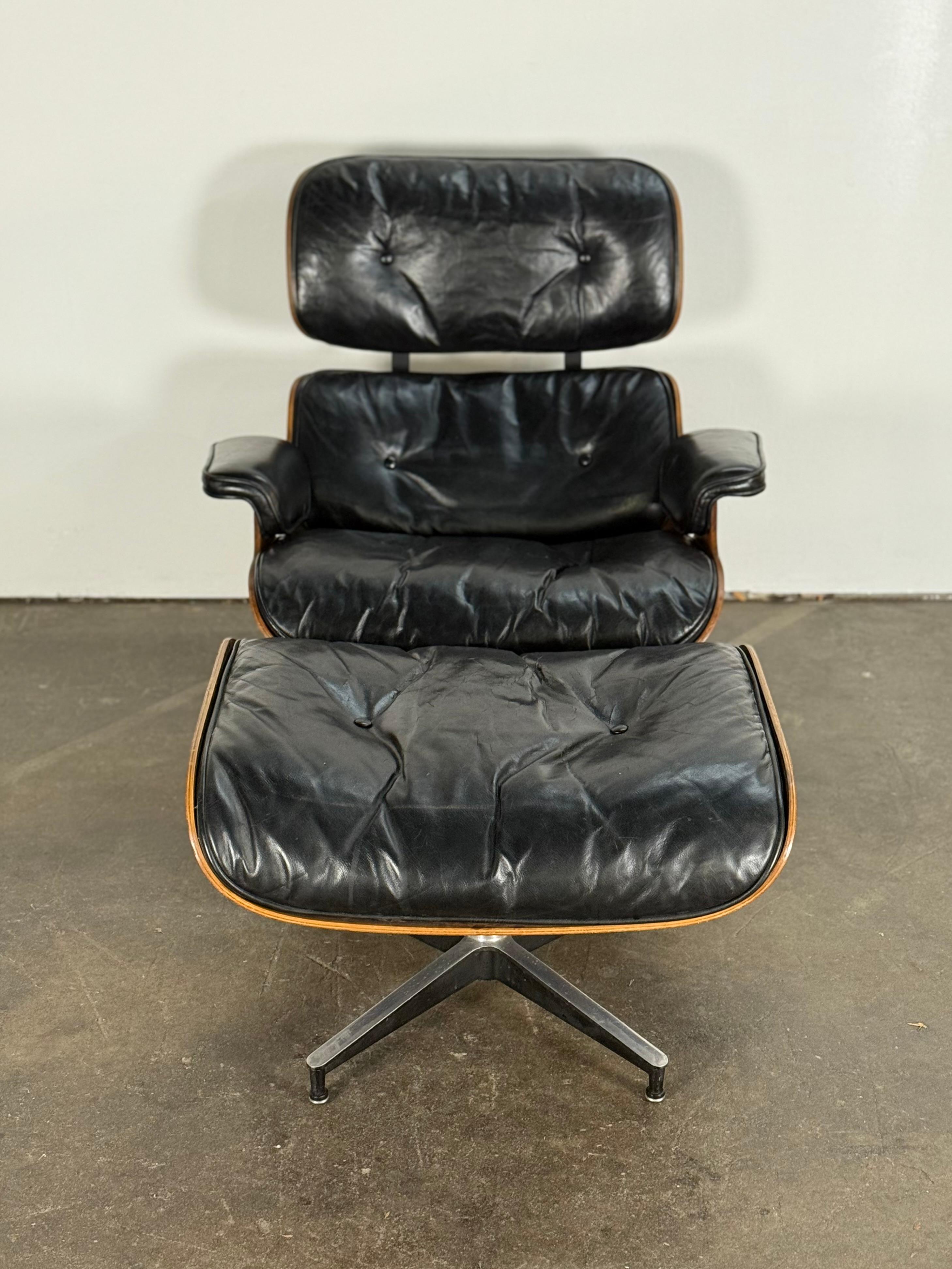 1960er Jahre Original früher Herman Miller Eames Lounge Chair und Ottoman im Angebot 3