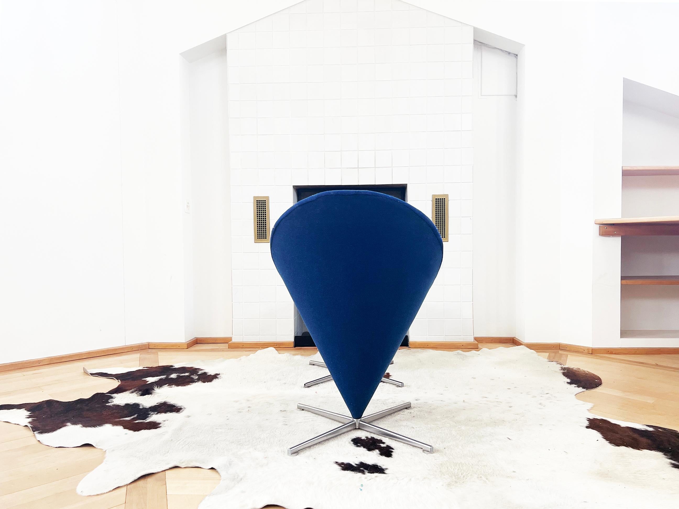 1960s Original Early Verner Panton Cone Swivel Chair + Ottoman SET-- 2 Pieces (Mitte des 20. Jahrhunderts) im Angebot
