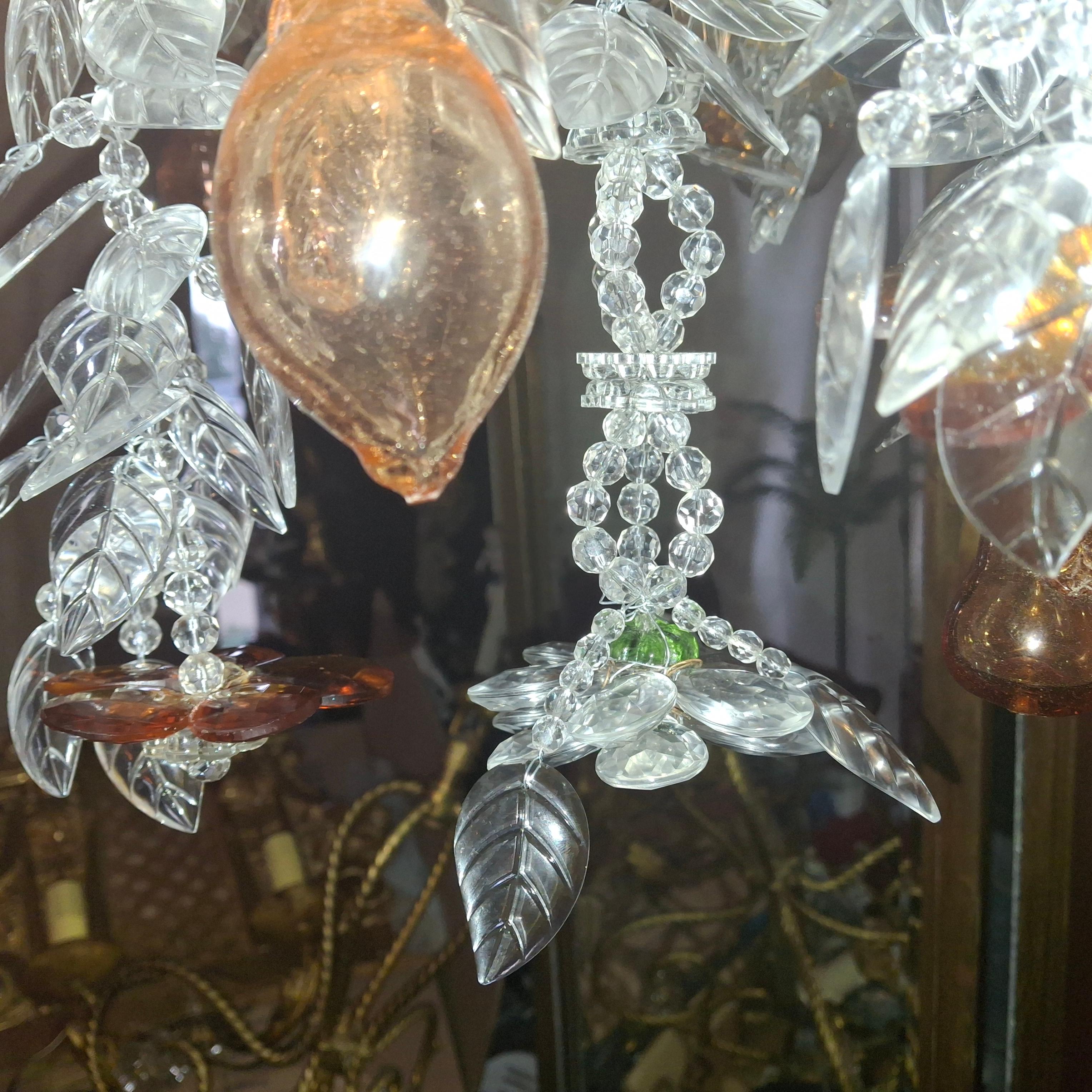 Lustre Régence française des années 1960 avec plus de 500+ pétales de cristal taillés à la main, fleuri avec fruits en vente 8