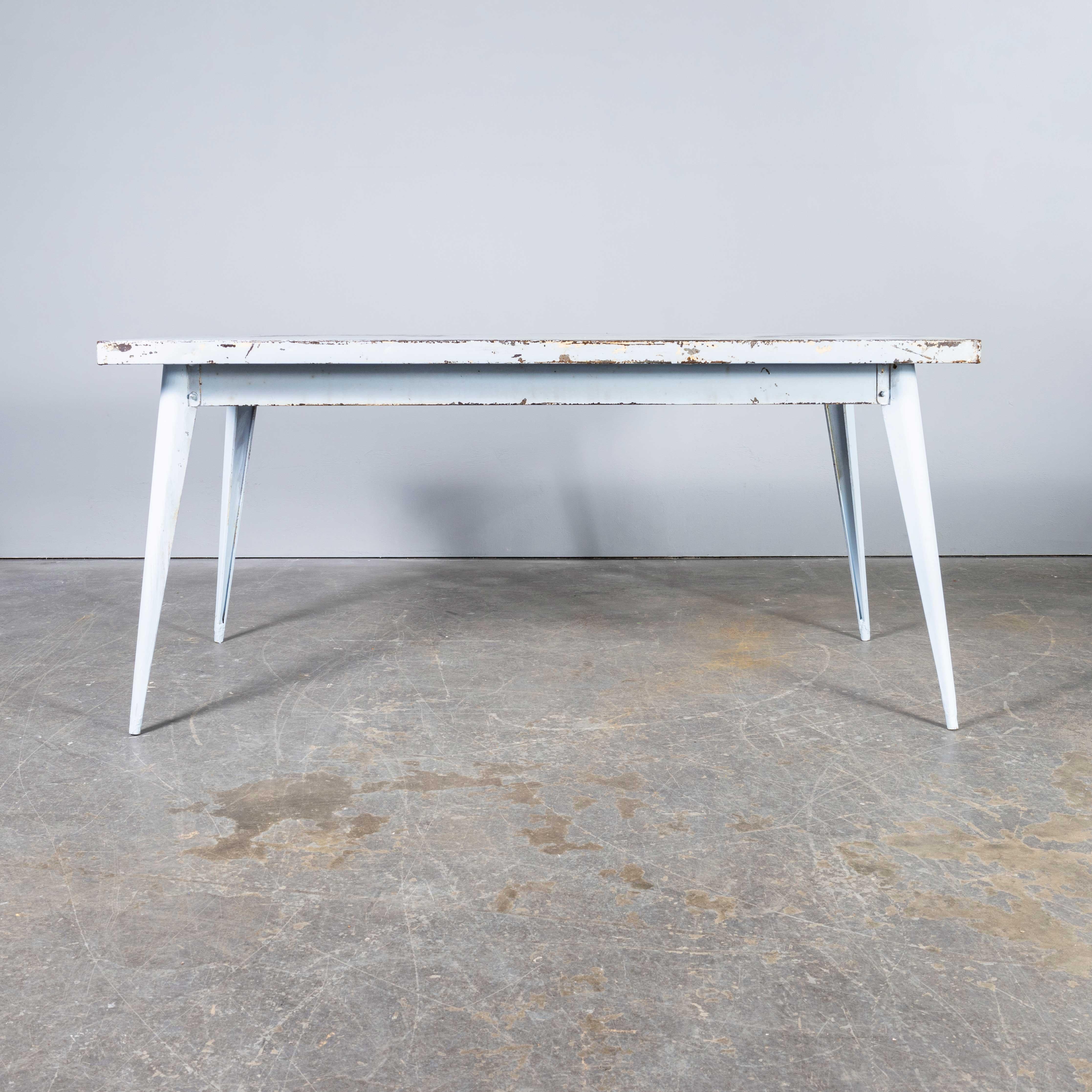 1960's Original Französisch T55 Tolix Rechteckige Esstisch - 160cm Modell  1330.8 (Mitte des 20. Jahrhunderts) im Angebot