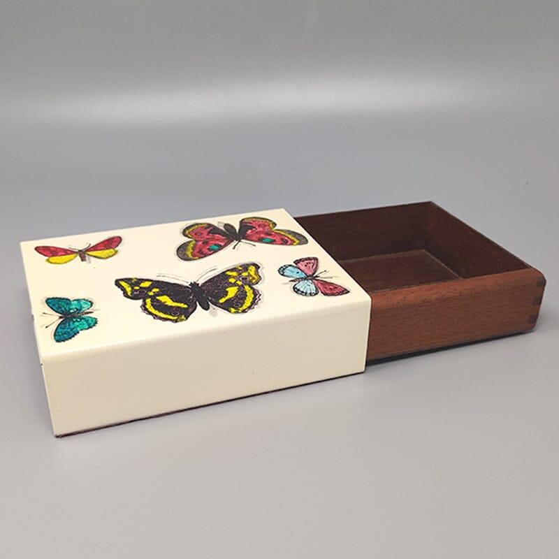 1960s Original Gorgeous box by Piero Fornasetti With Butterflies Motif In Excellent Condition In Milano, IT