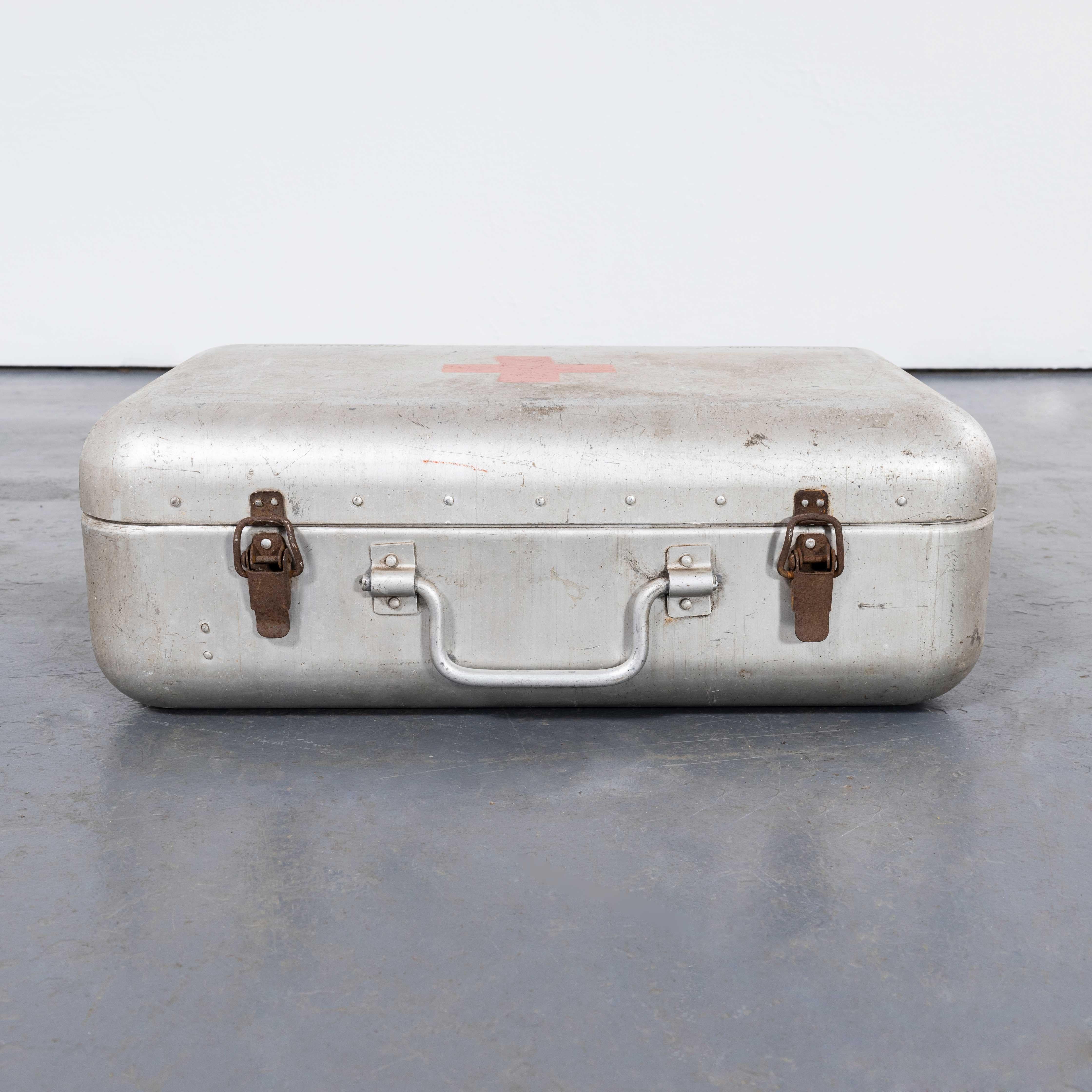 1960's Original Hungarian Army First Aid Boxes - Large Shape For Sale 1