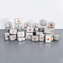 Scatole di pronto soccorso originali dell'esercito ungherese degli anni '60 - forma media