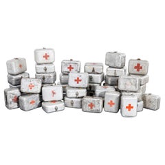 Cajas de Primeros Auxilios del Ejército Húngaro Originales de los Años 60 - Forma Mediana