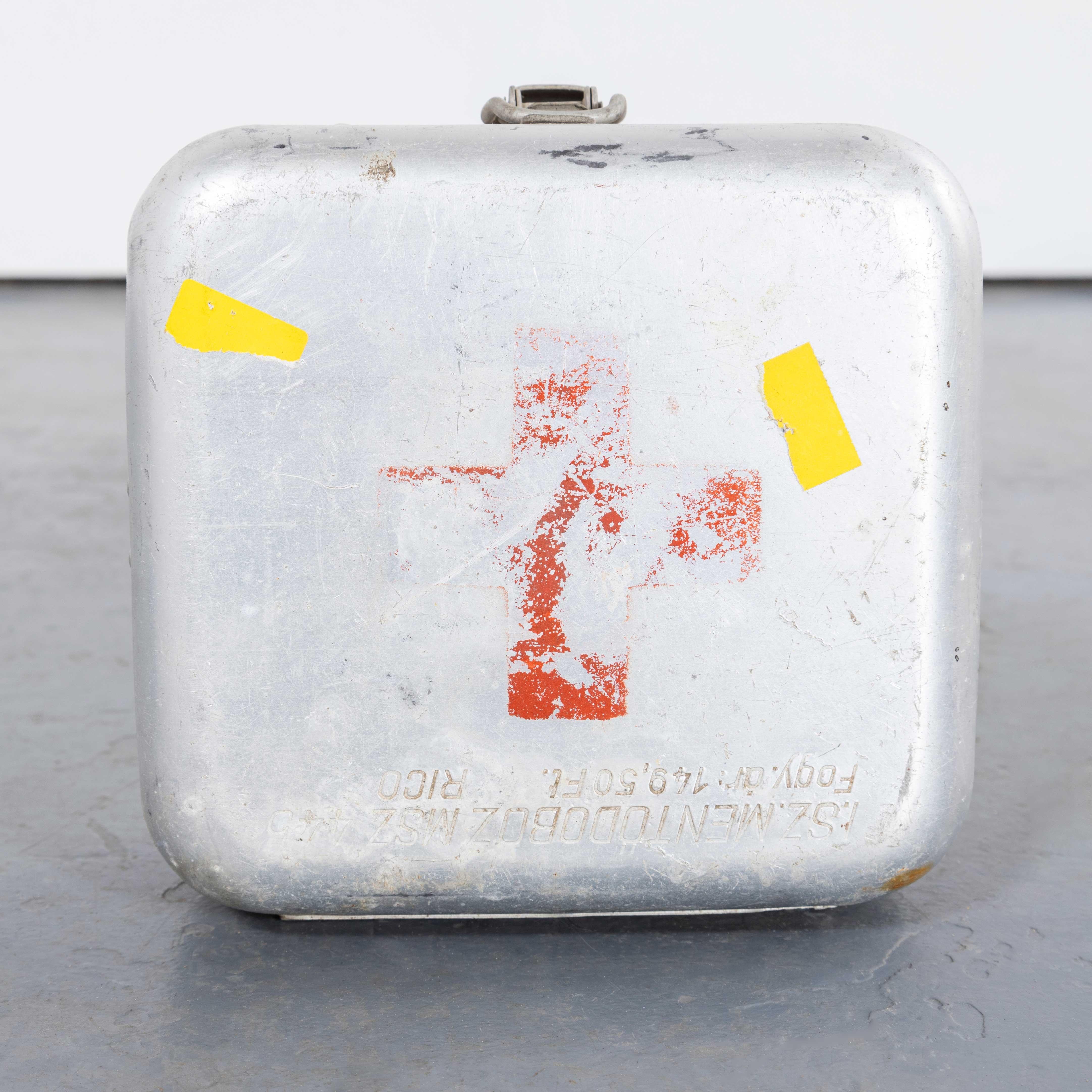 1960's Original Hungarian Army First Aid Boxes - Small Shape For Sale 3